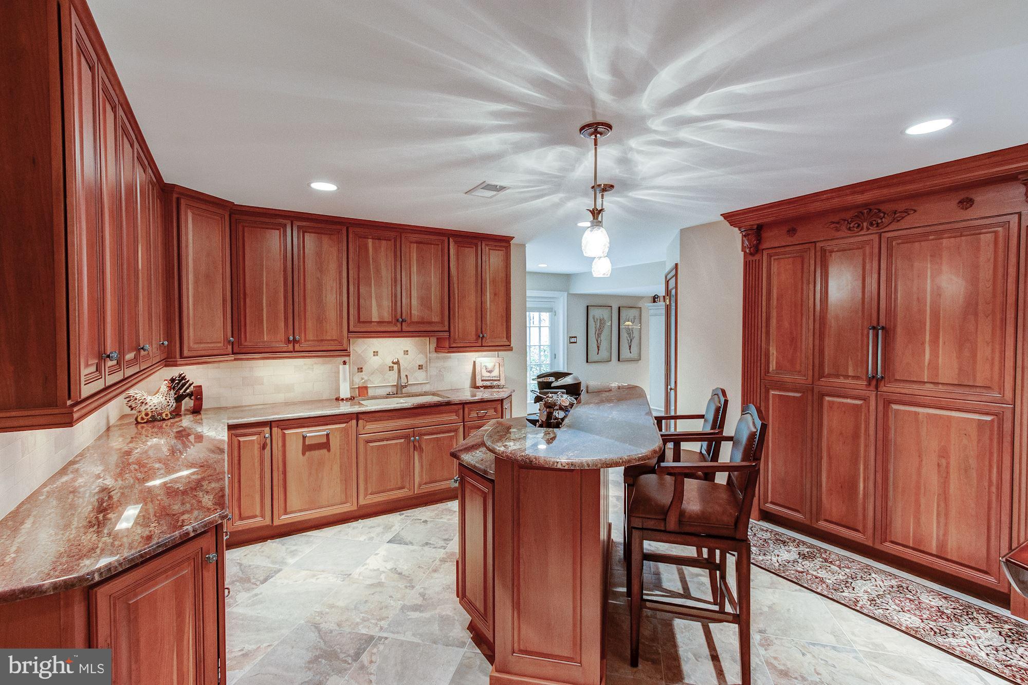 SENECA KNOLL - Residential