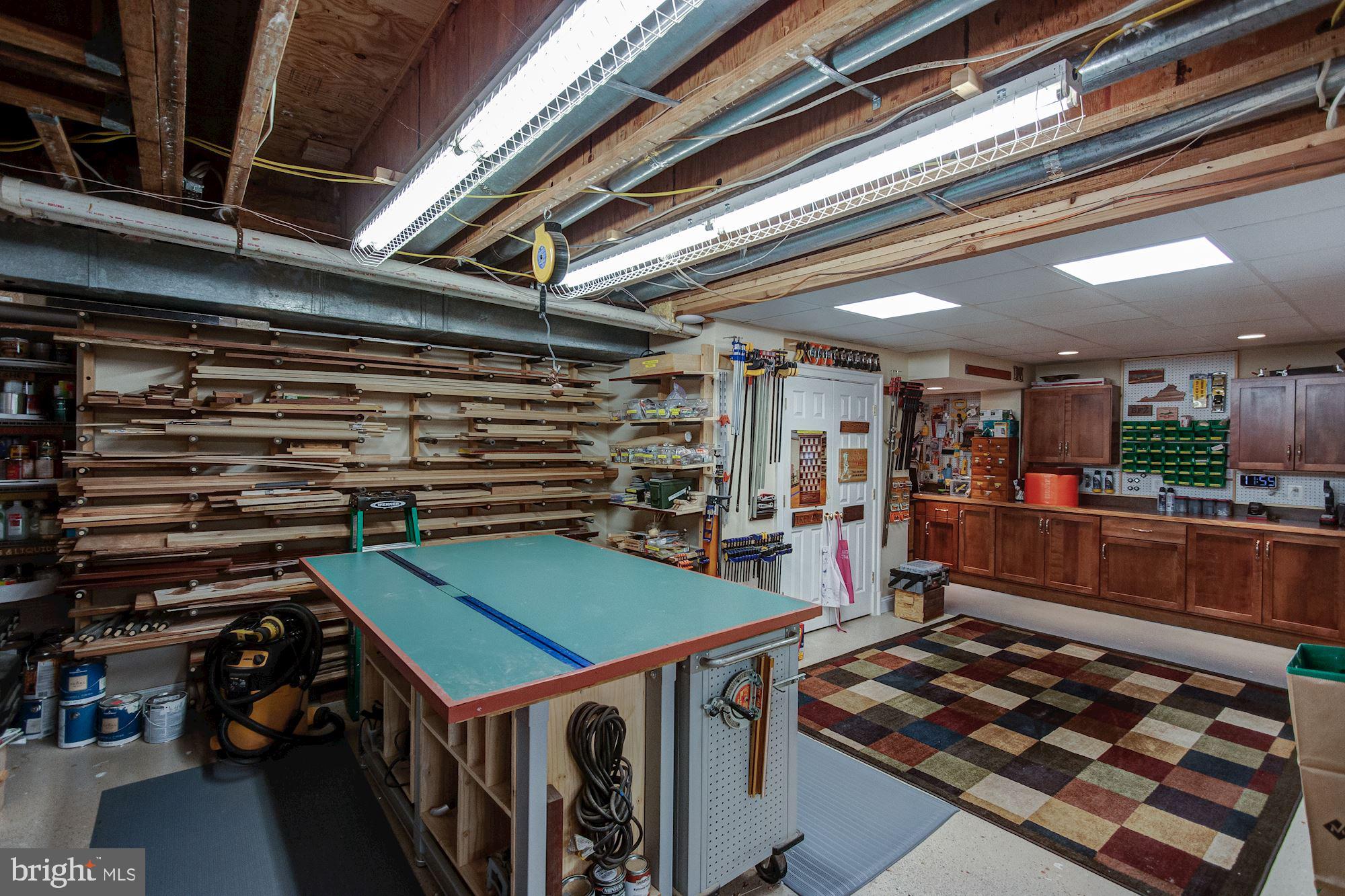 SENECA KNOLL - Residential