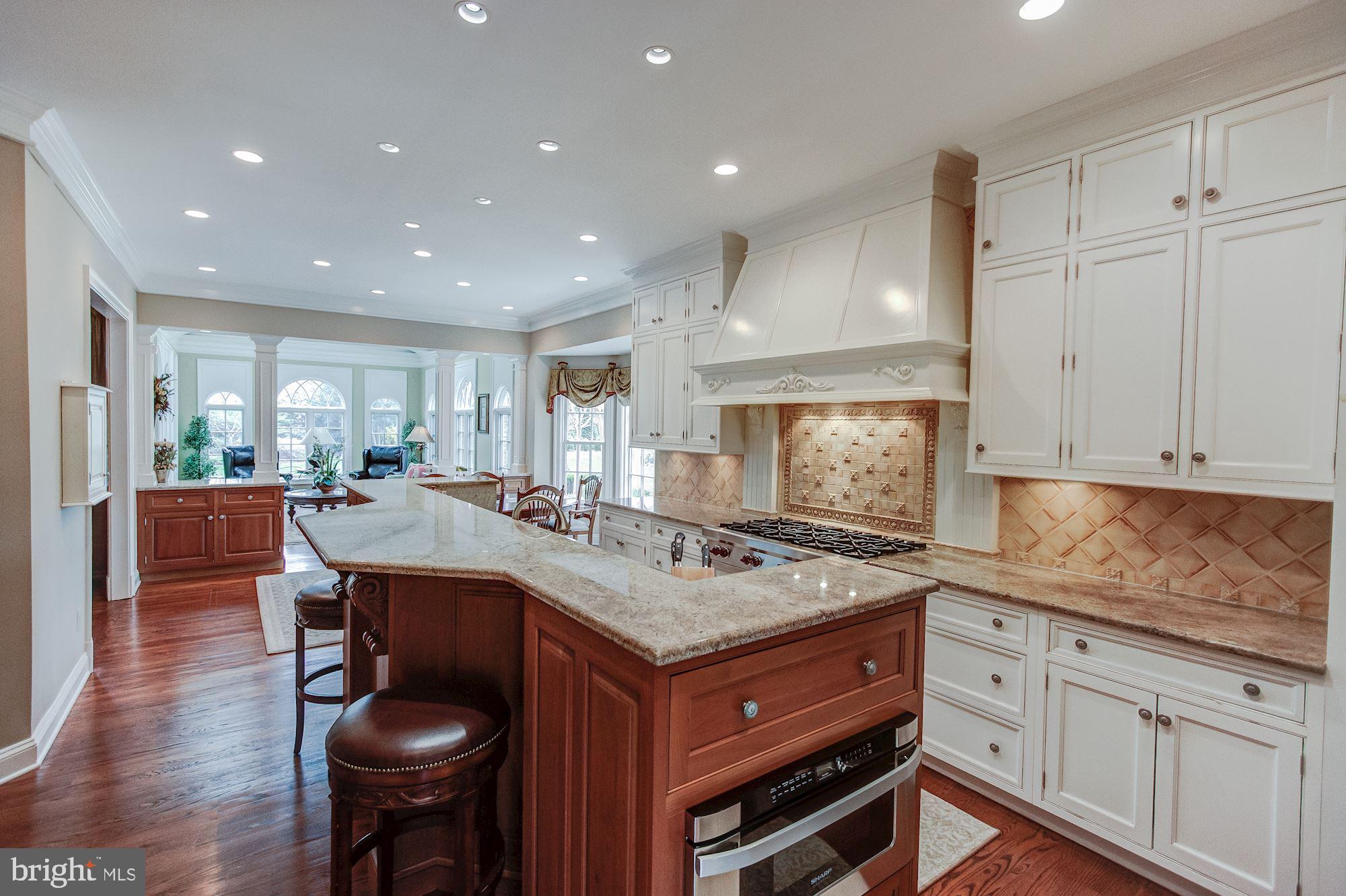 SENECA KNOLL - Residential