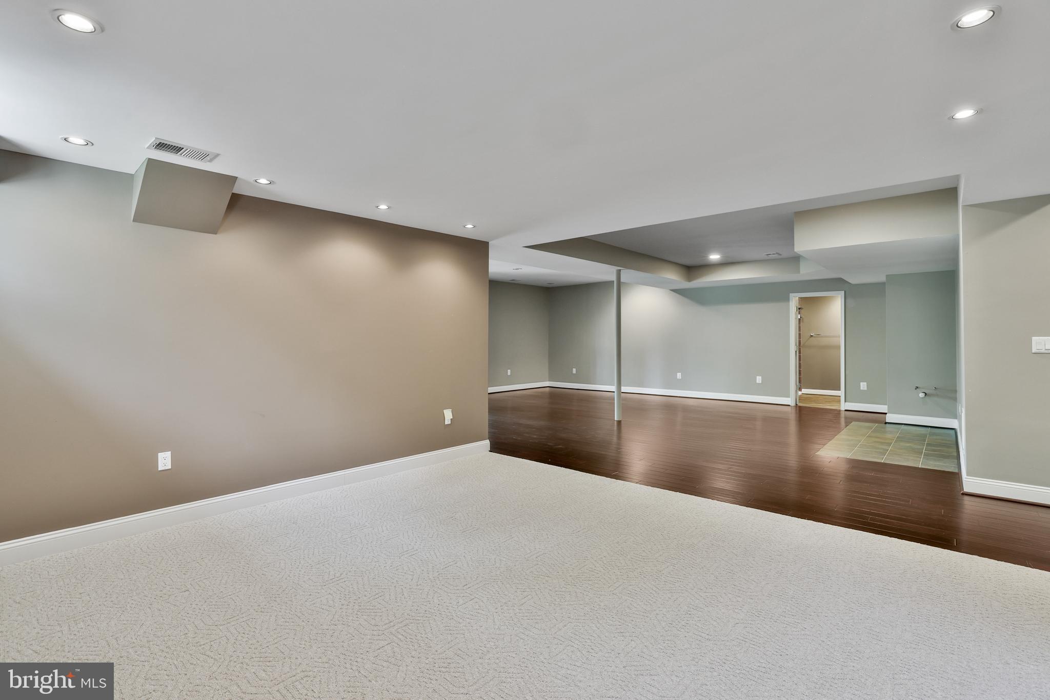 CARRIAGE RIDGE - Residential