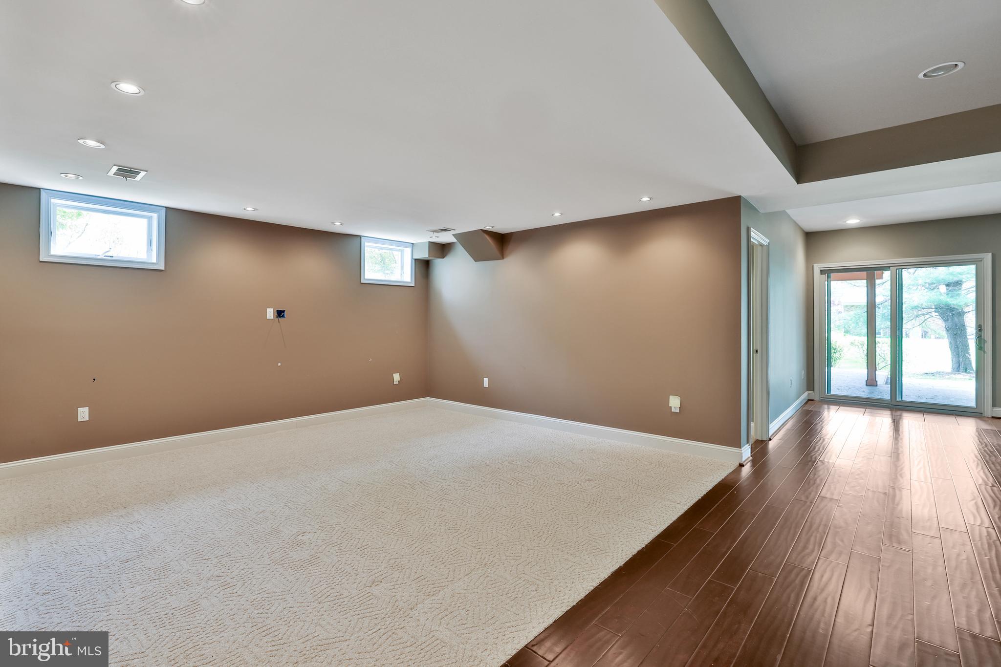 CARRIAGE RIDGE - Residential