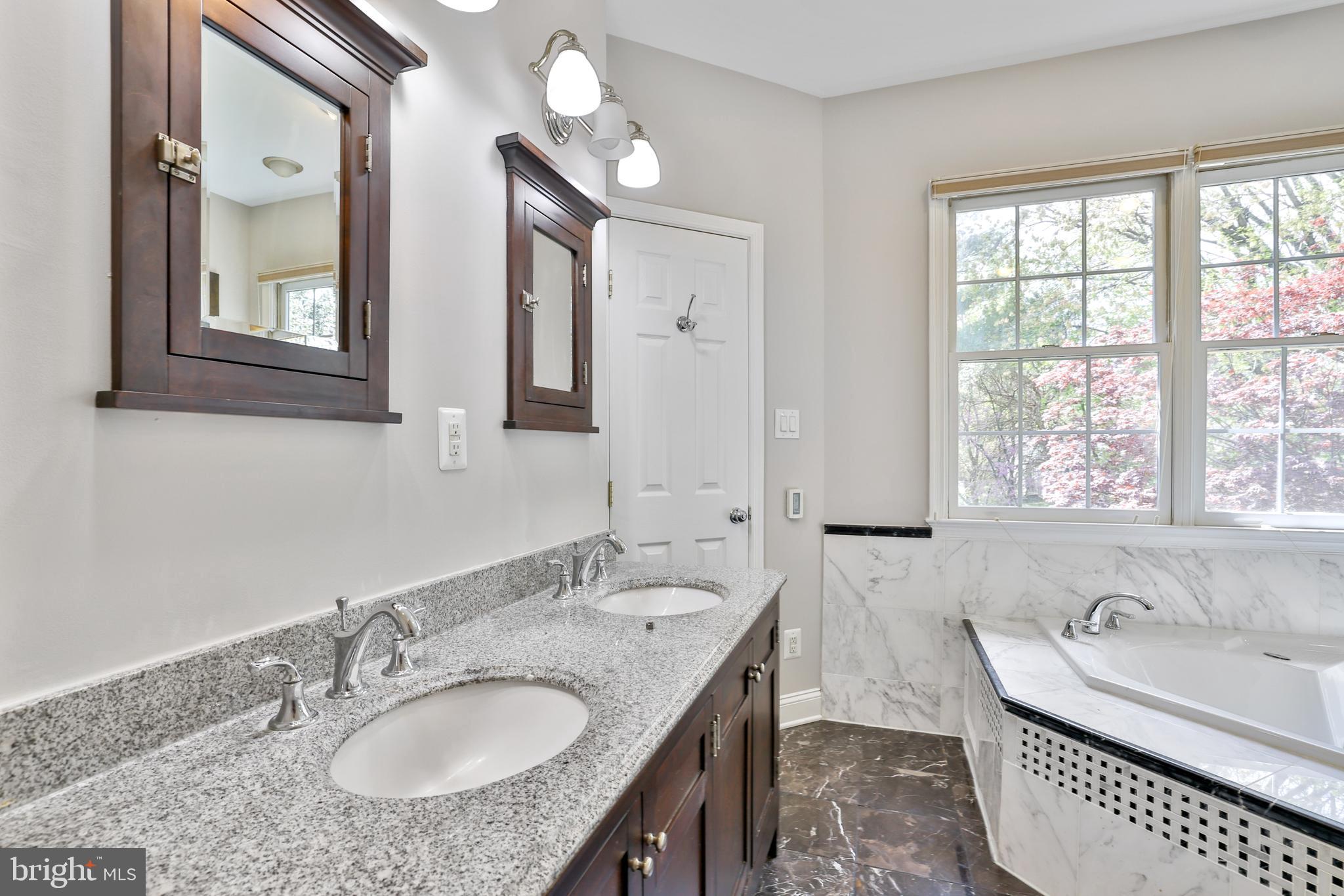 CARRIAGE RIDGE - Residential