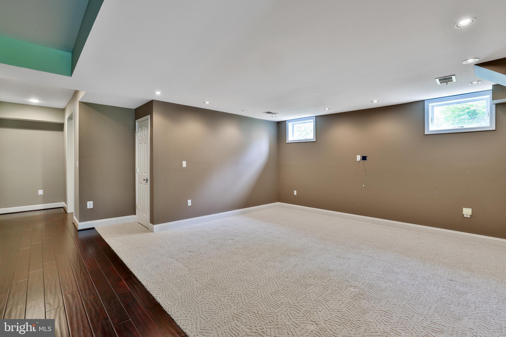 CARRIAGE RIDGE - Residential