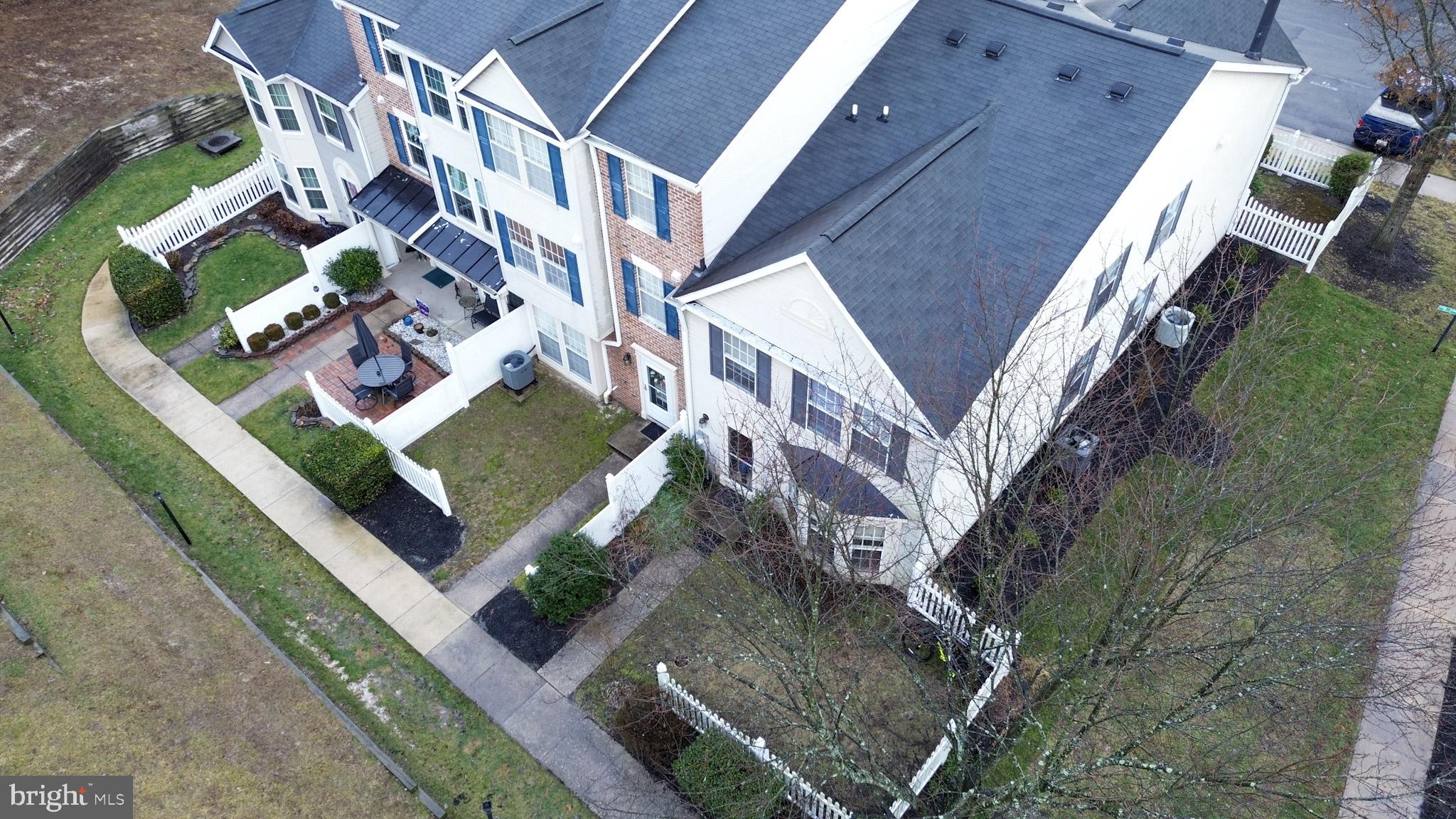 THE VILLAGE SOUTHFIELD - Residential