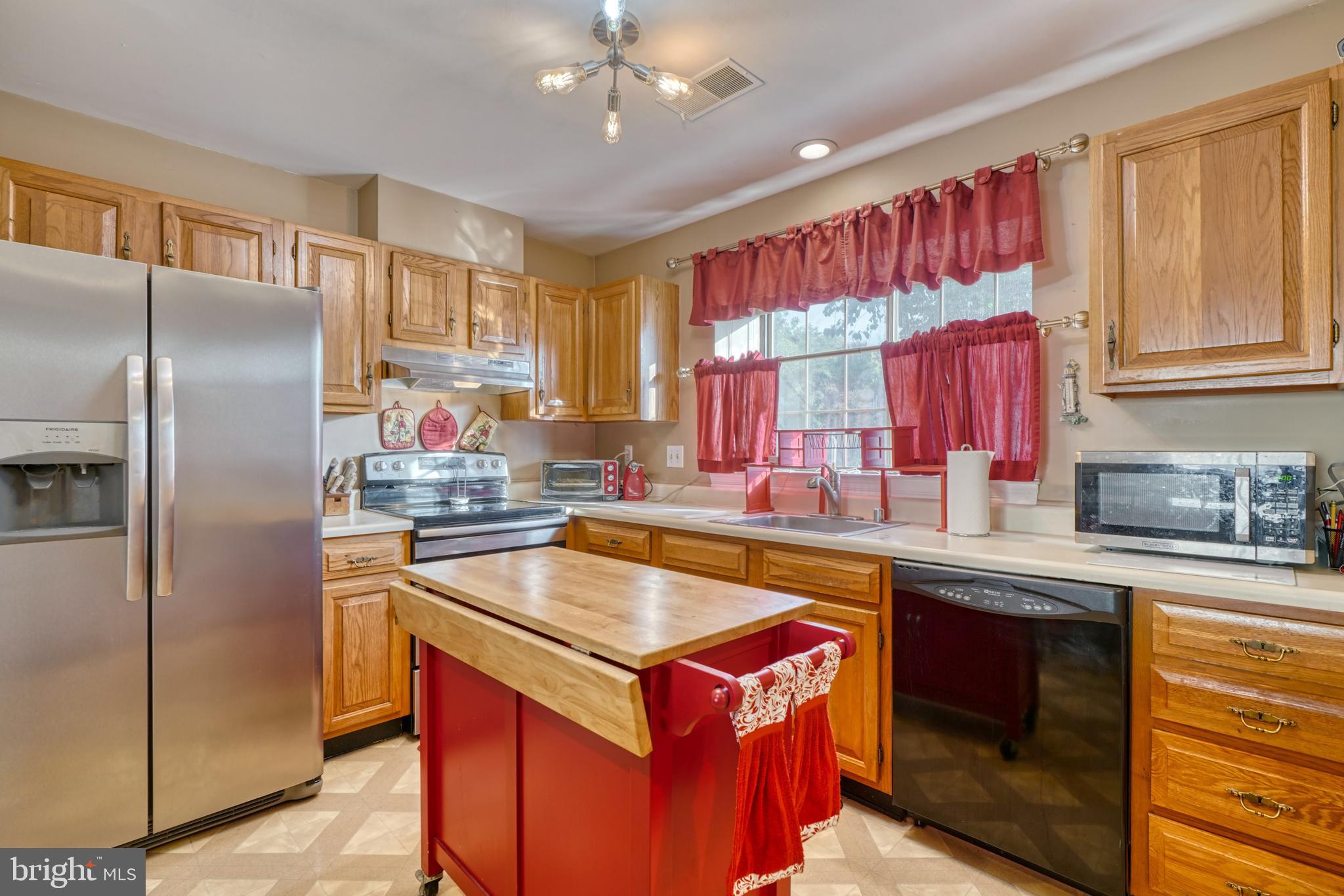 SILVER SPRING STATION - Residential