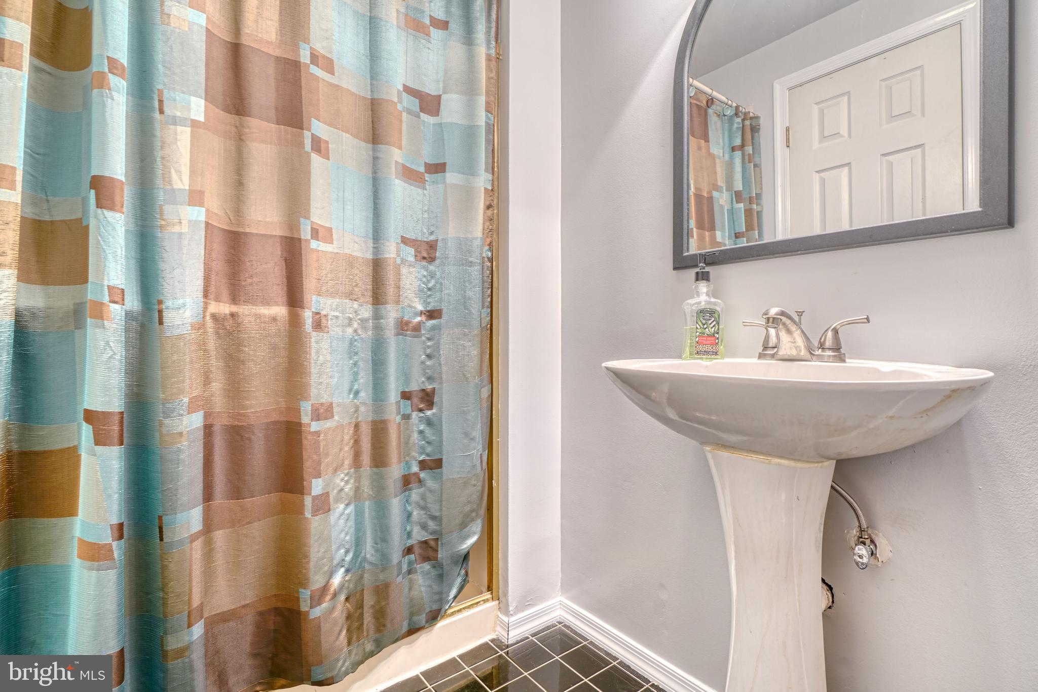 SILVER SPRING STATION - Residential