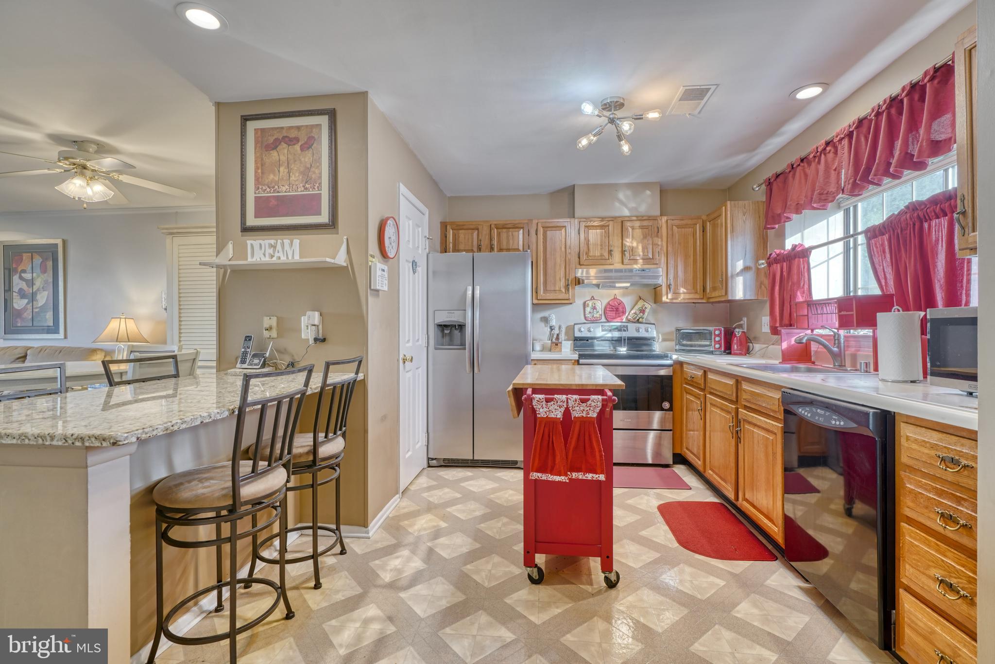 SILVER SPRING STATION - Residential