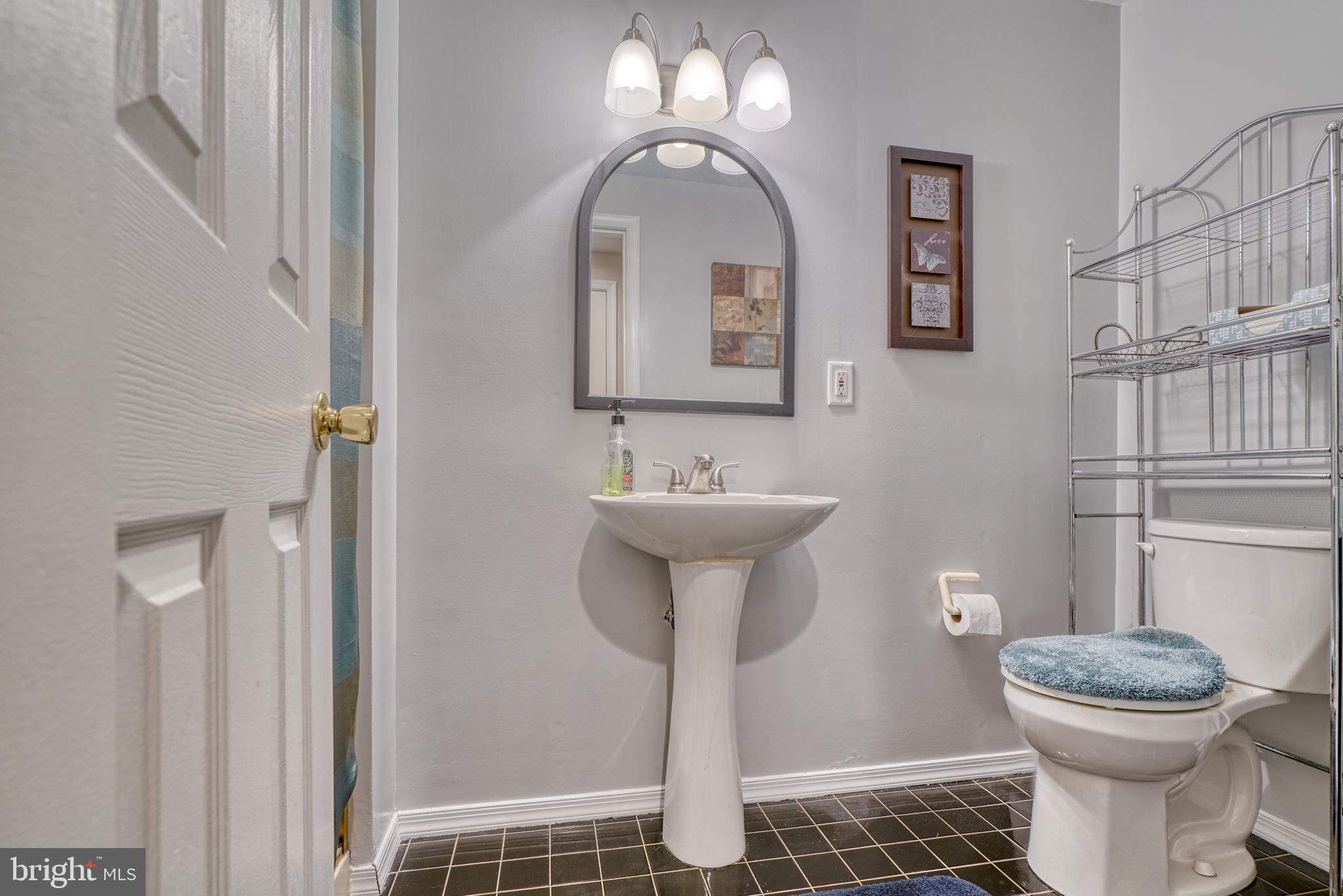 SILVER SPRING STATION - Residential