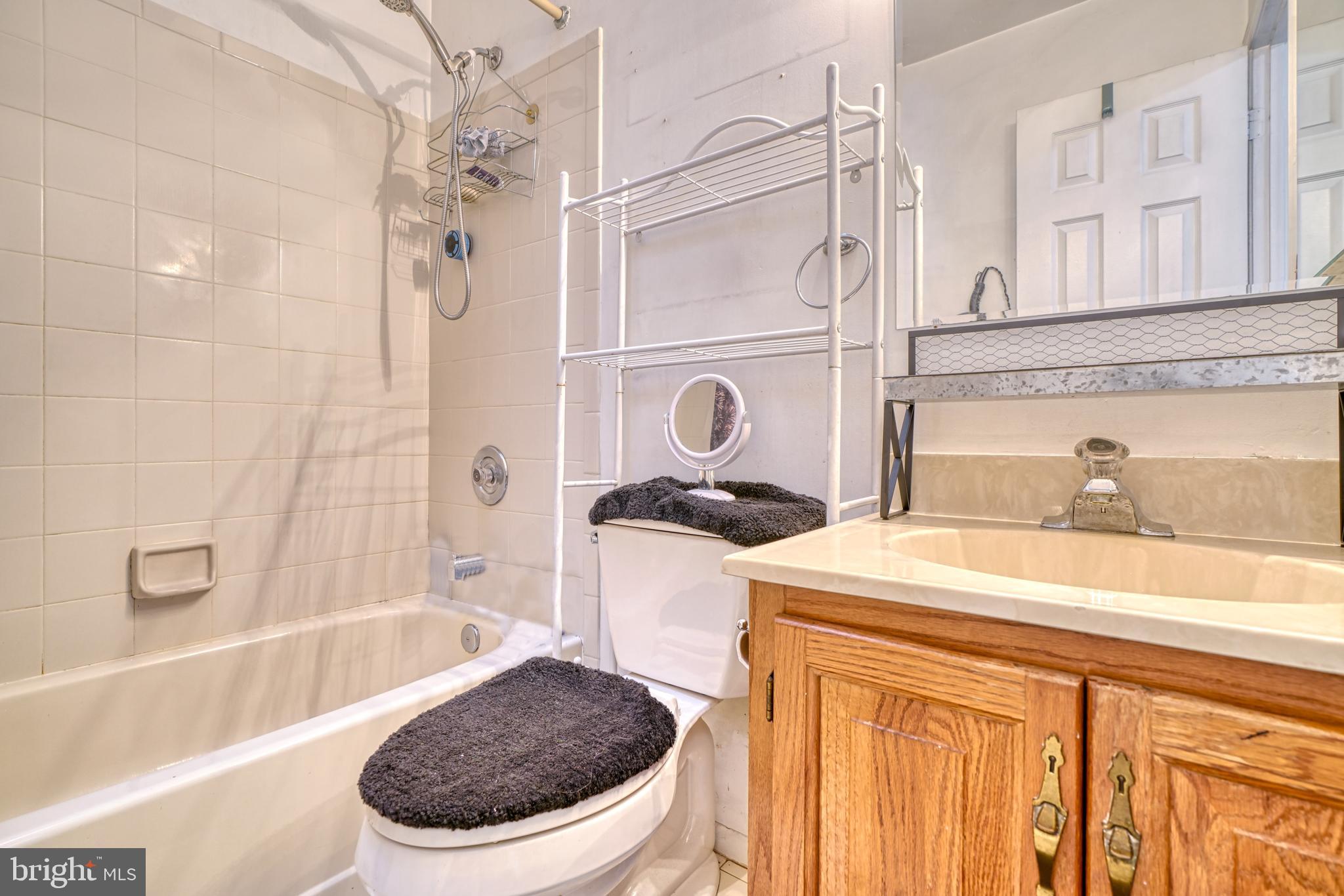 SILVER SPRING STATION - Residential