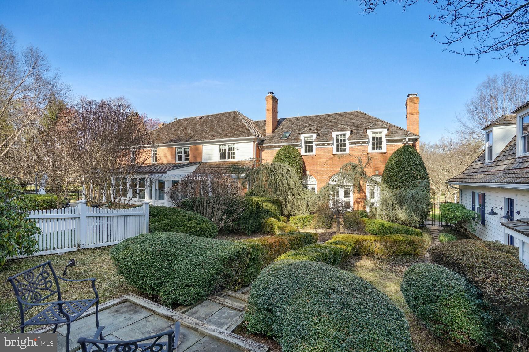 BEALLMOUNT - Residential