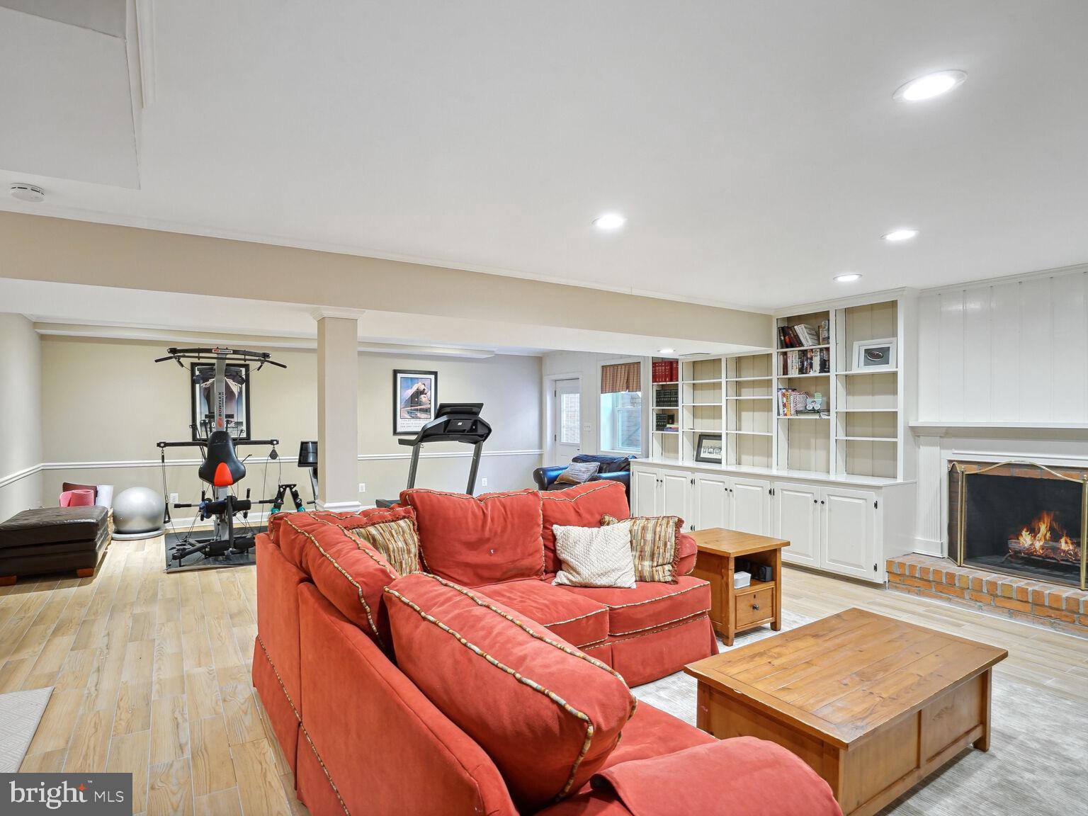 BEALLMOUNT - Residential