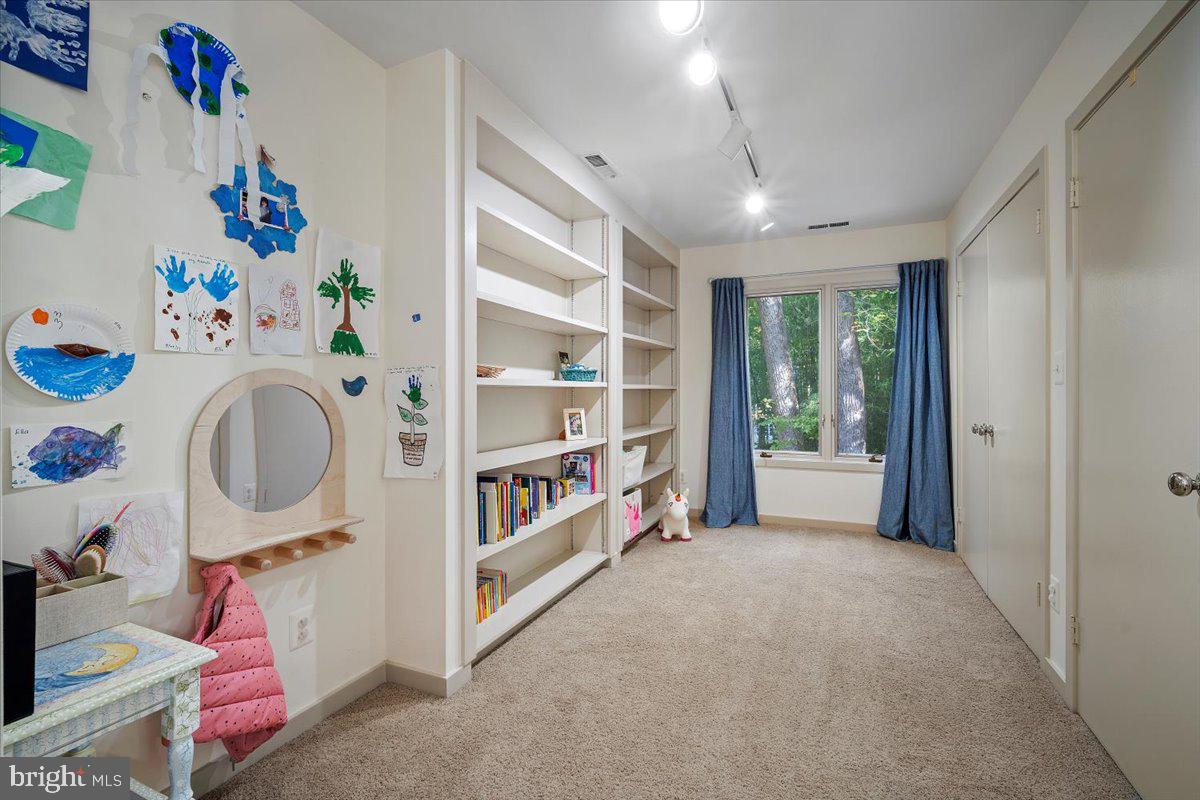 BANNOCKBURN - Residential