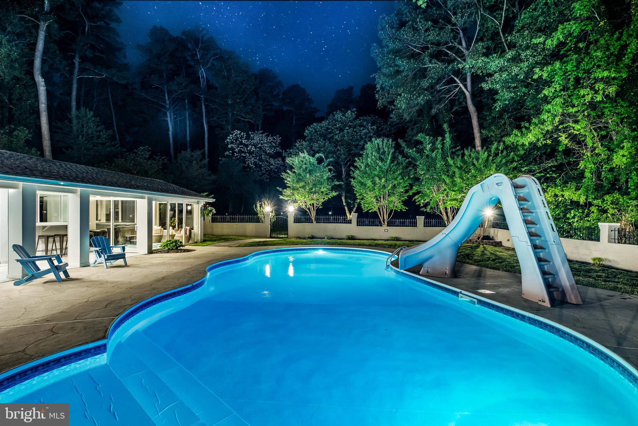 CAPE LEONARD - Residential