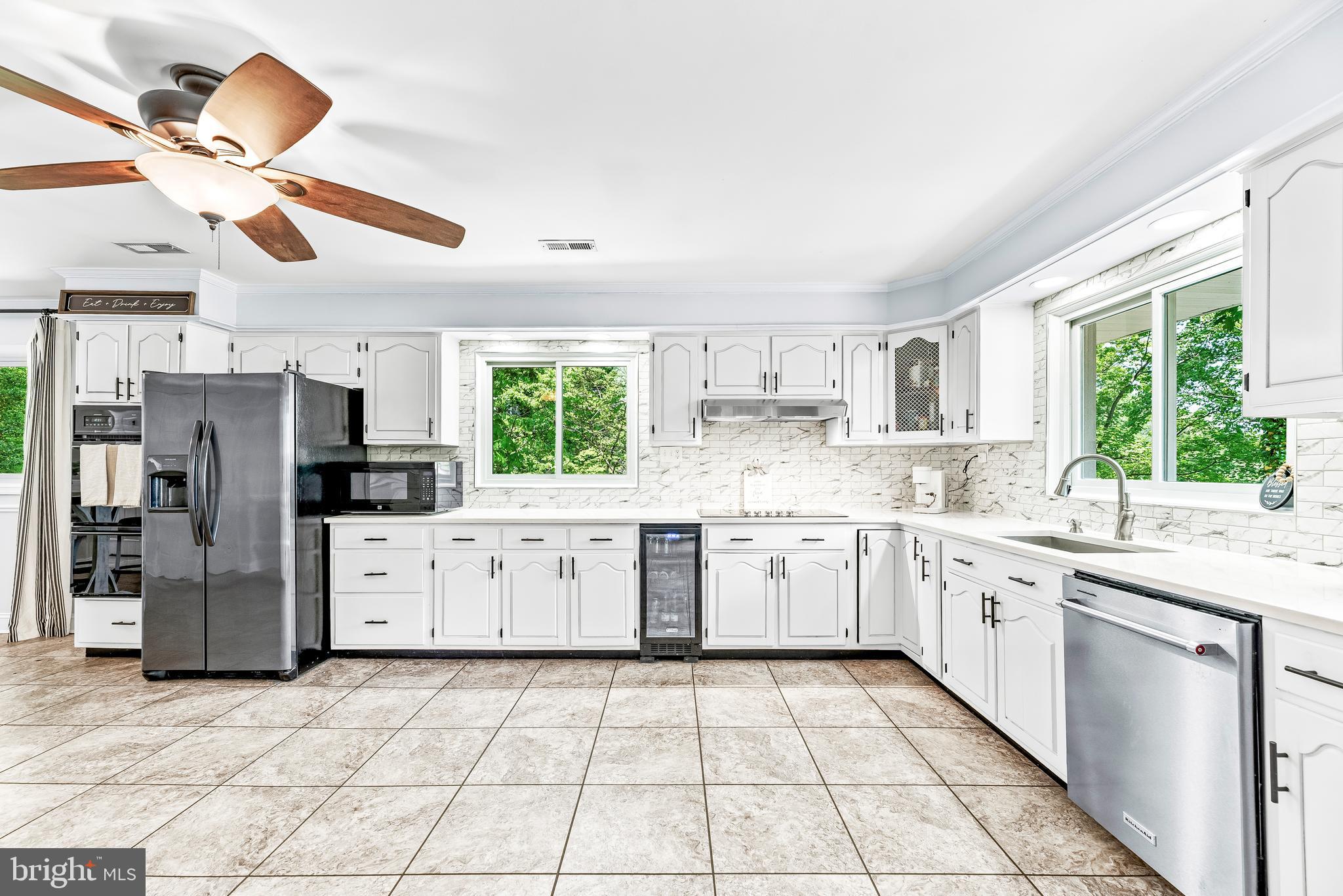 CAPE LEONARD - Residential