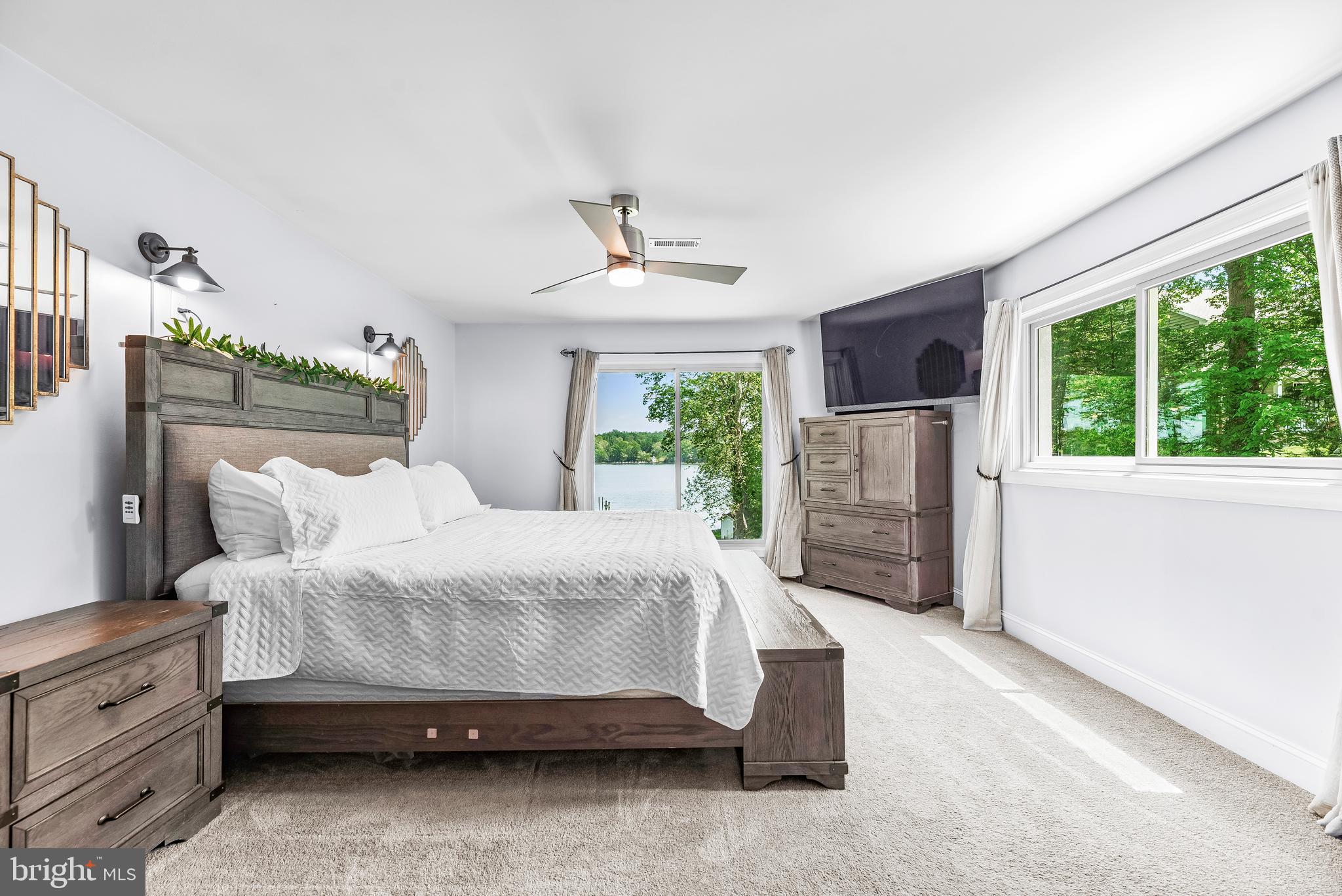 CAPE LEONARD - Residential