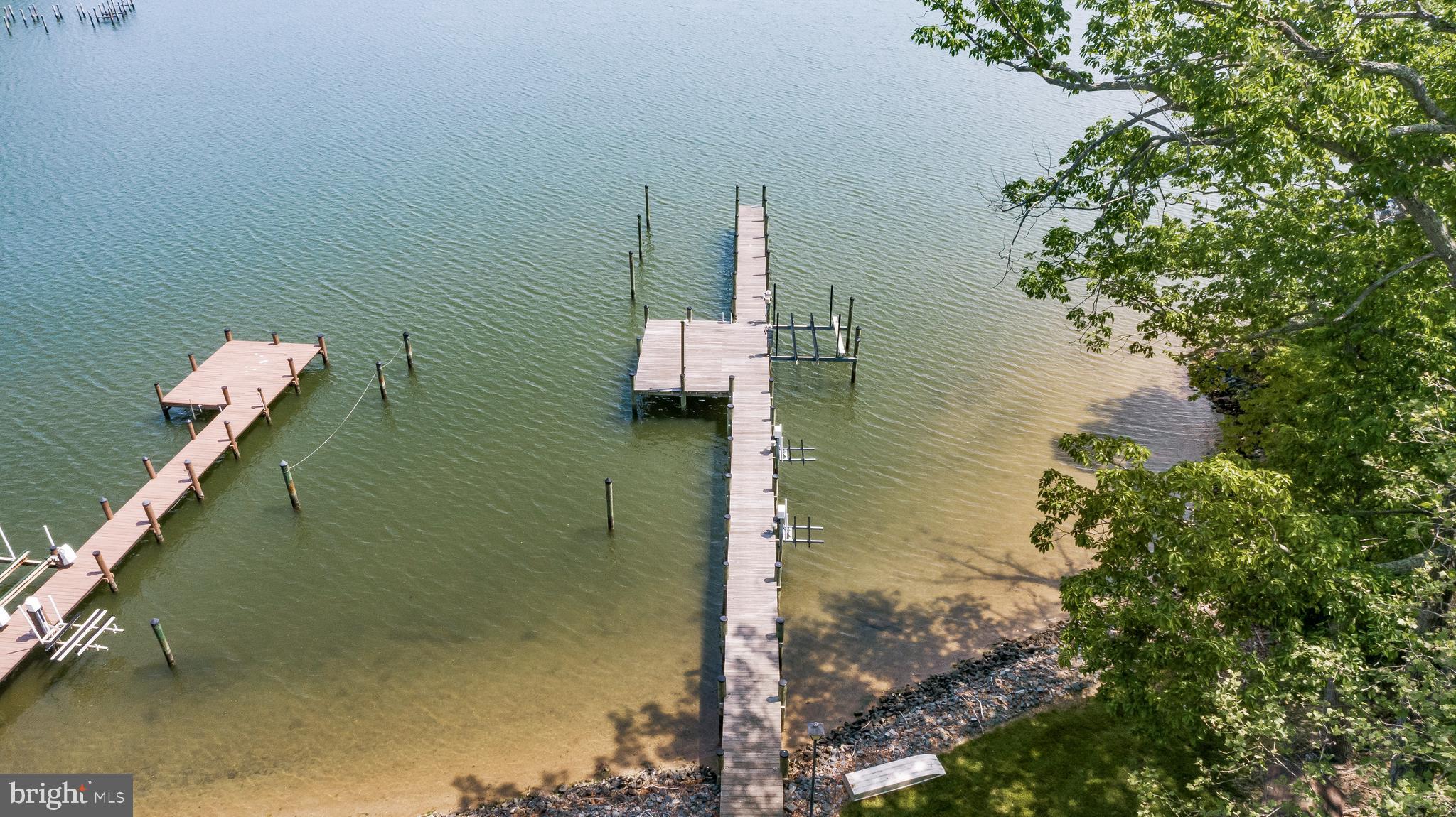 CAPE LEONARD - Residential