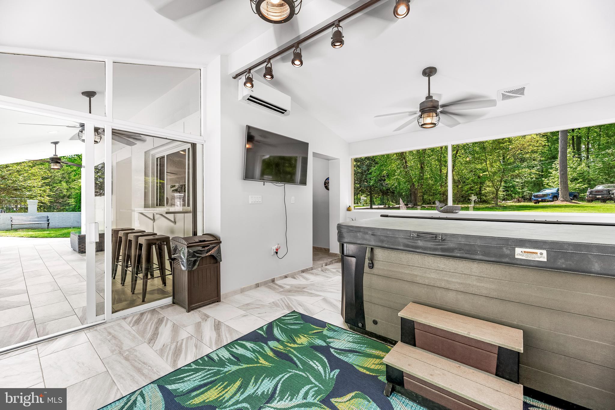 CAPE LEONARD - Residential