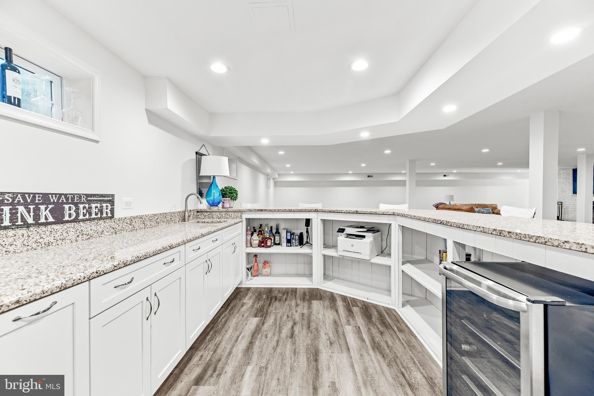 CAPE LEONARD - Residential