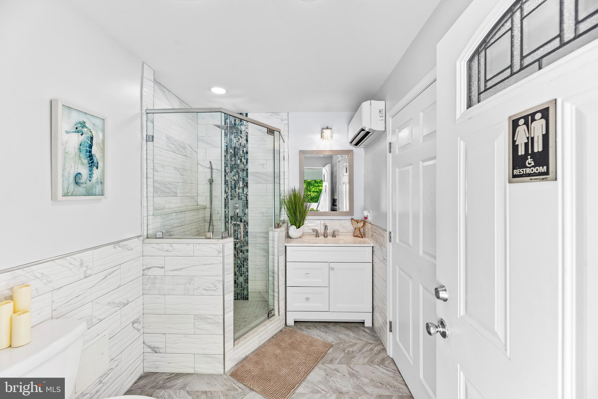 CAPE LEONARD - Residential