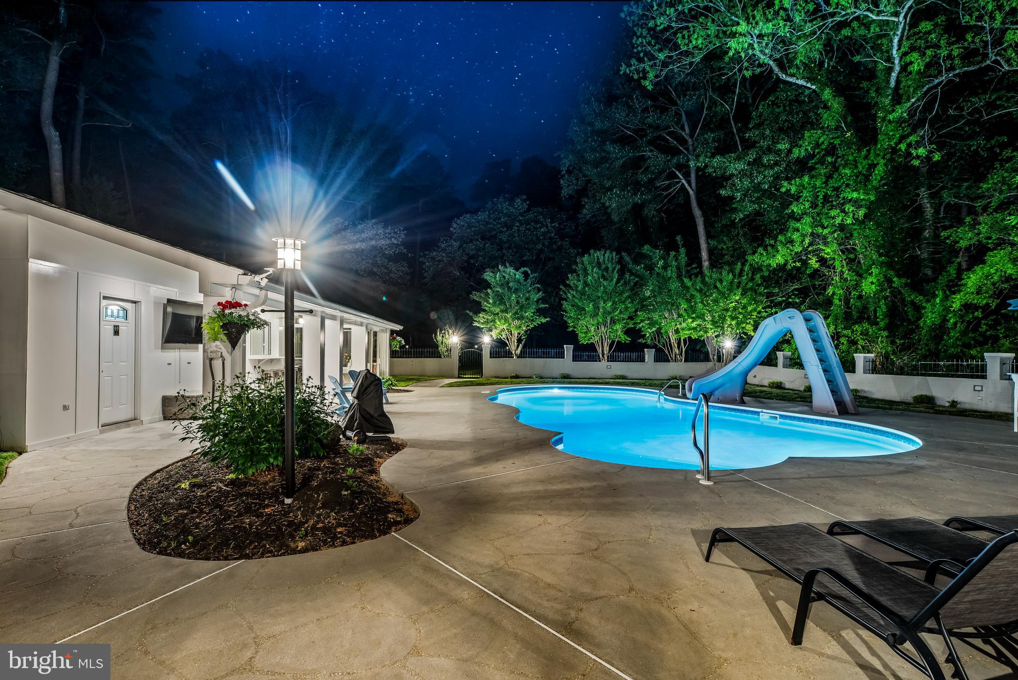 CAPE LEONARD - Residential