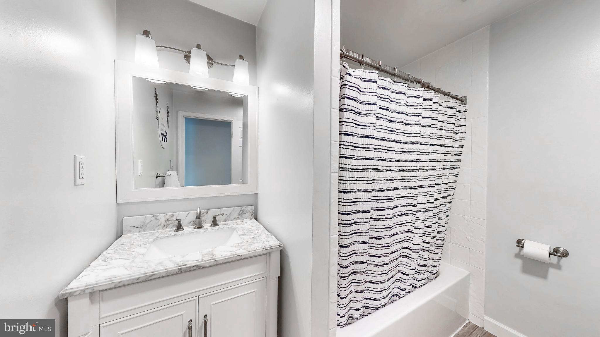 CAPE LEONARD - Residential