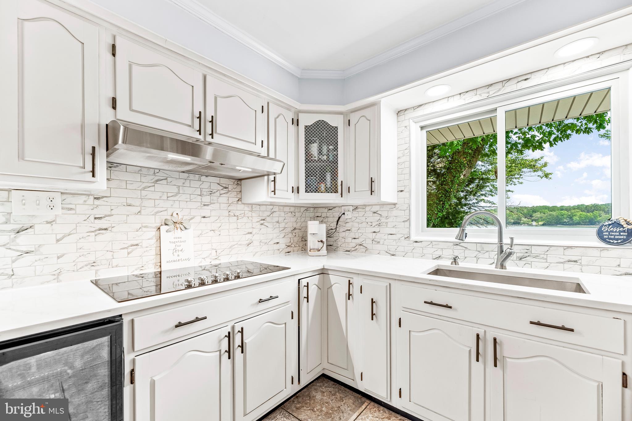 CAPE LEONARD - Residential