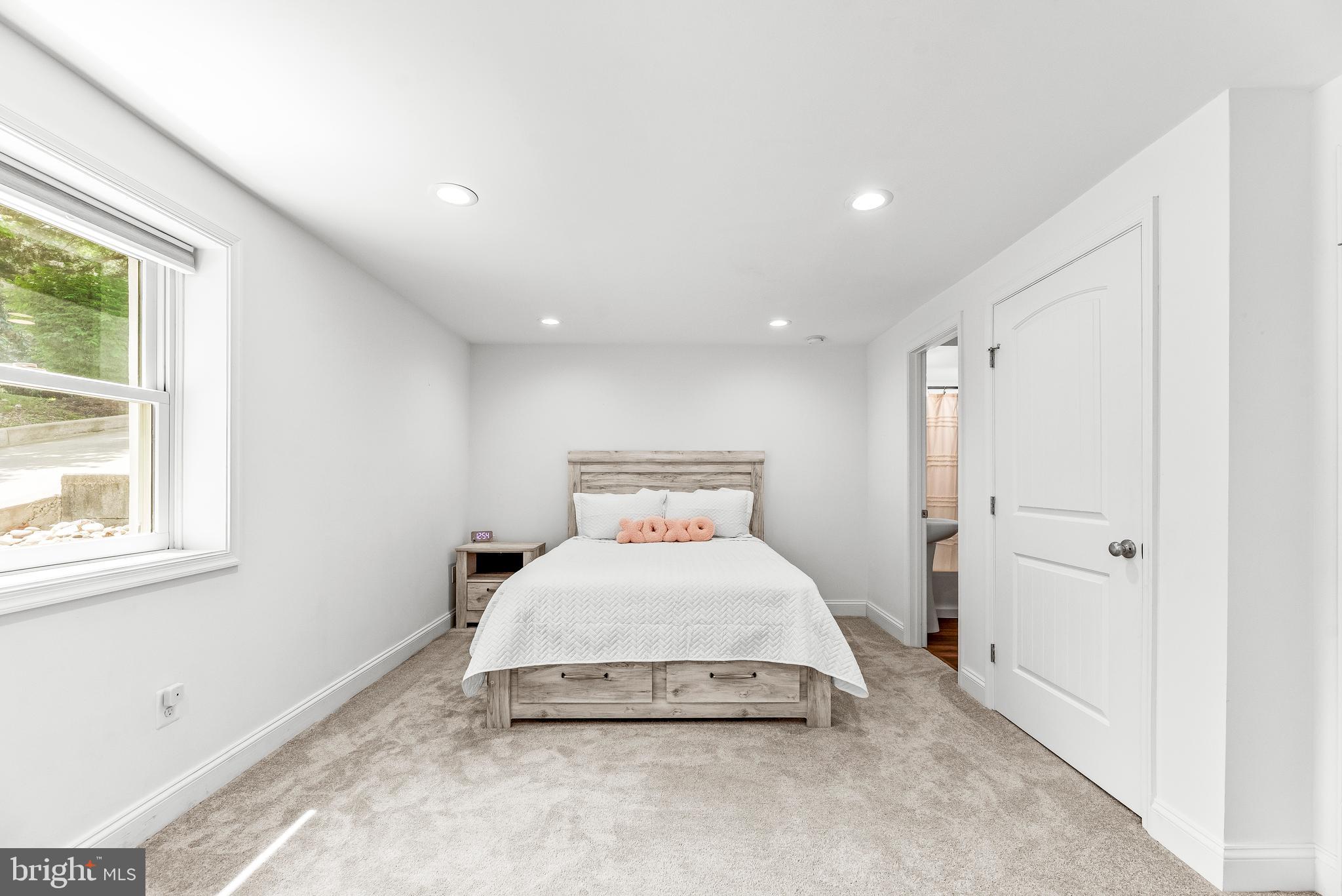 CAPE LEONARD - Residential