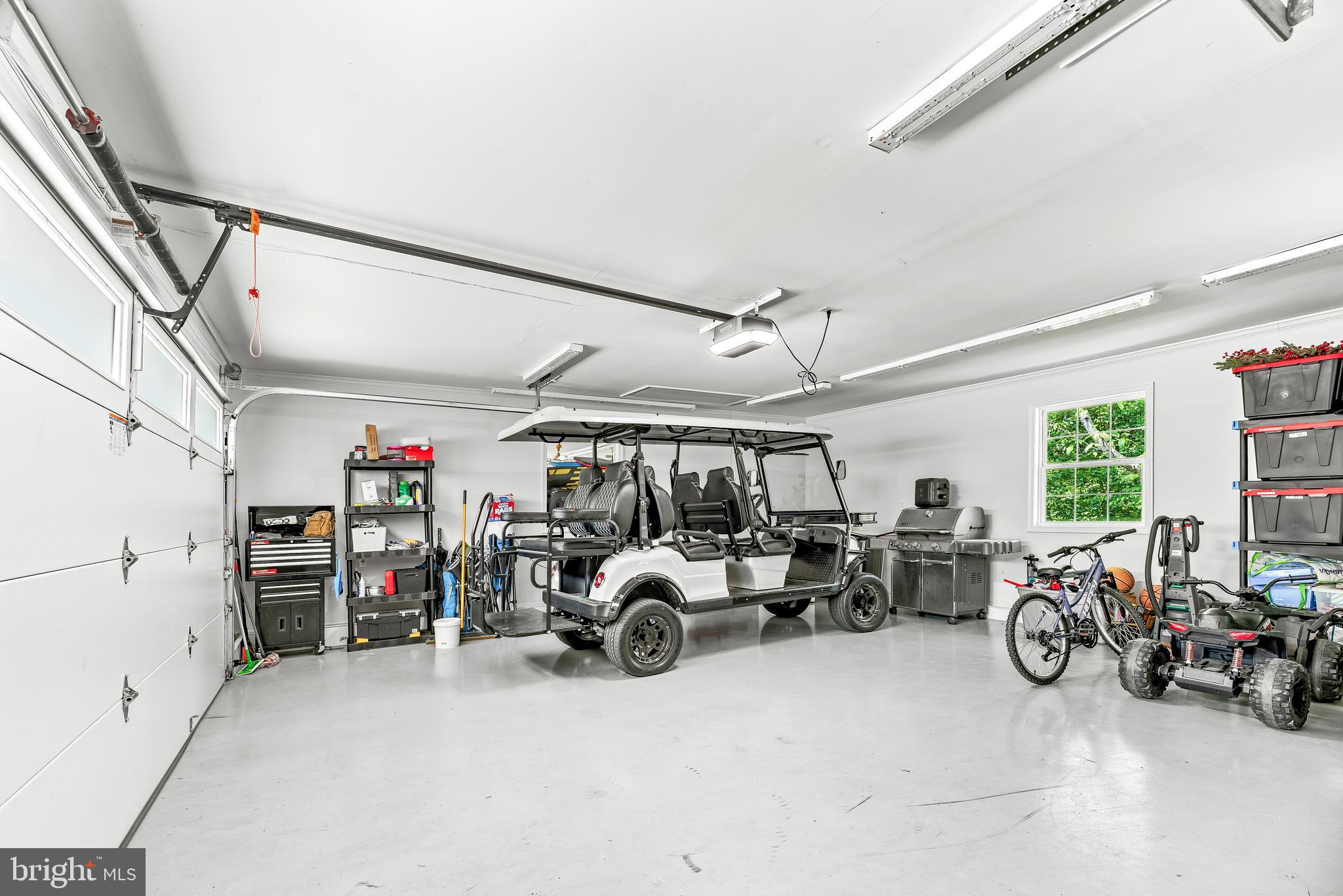 CAPE LEONARD - Residential