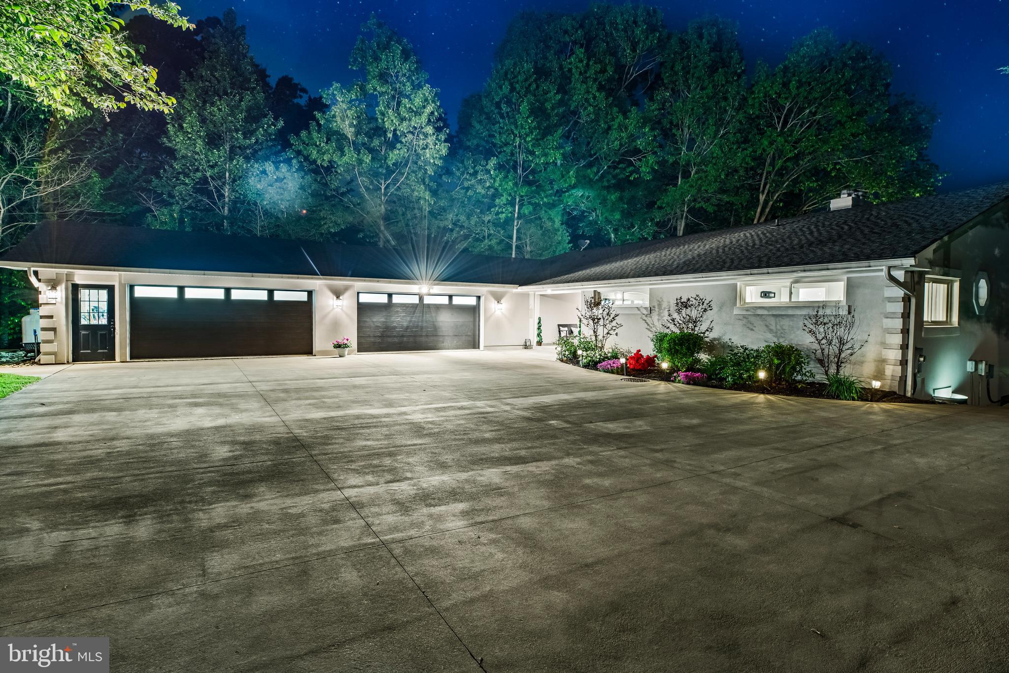 CAPE LEONARD - Residential