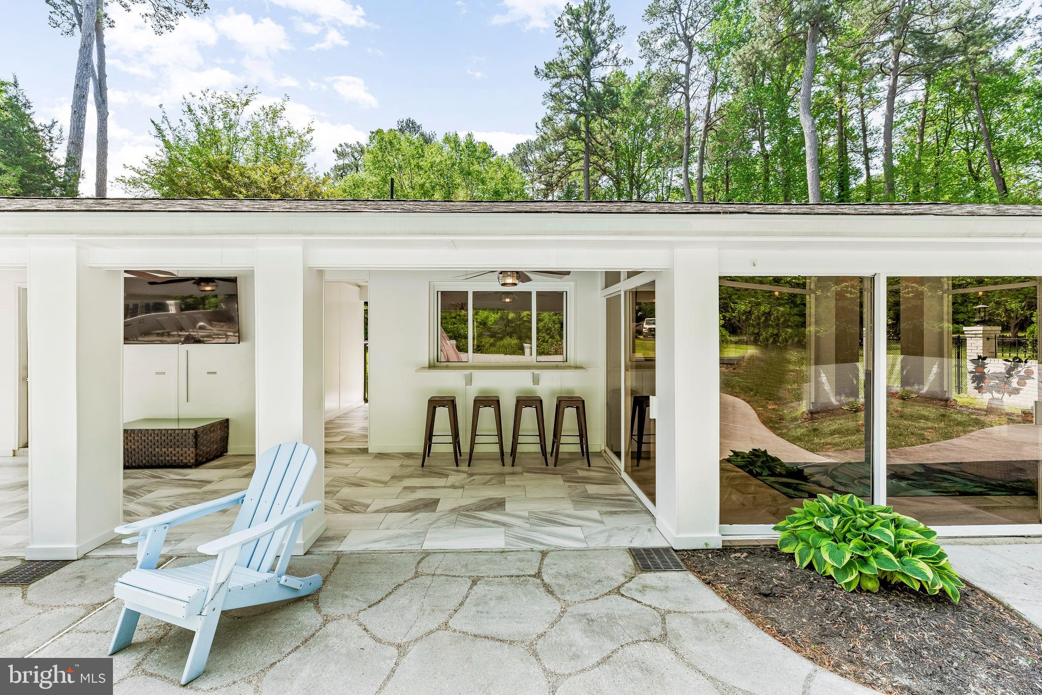 CAPE LEONARD - Residential