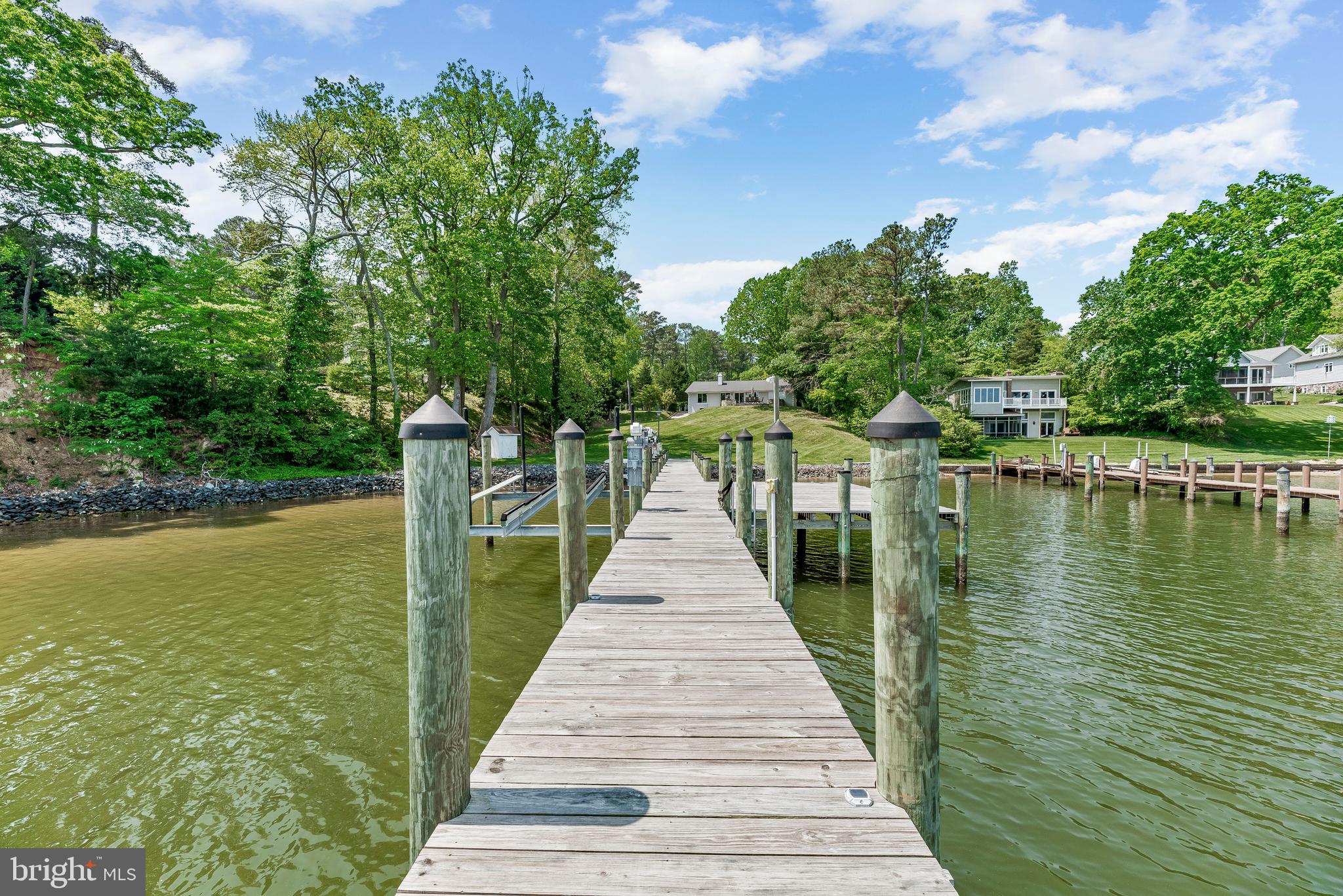 CAPE LEONARD - Residential