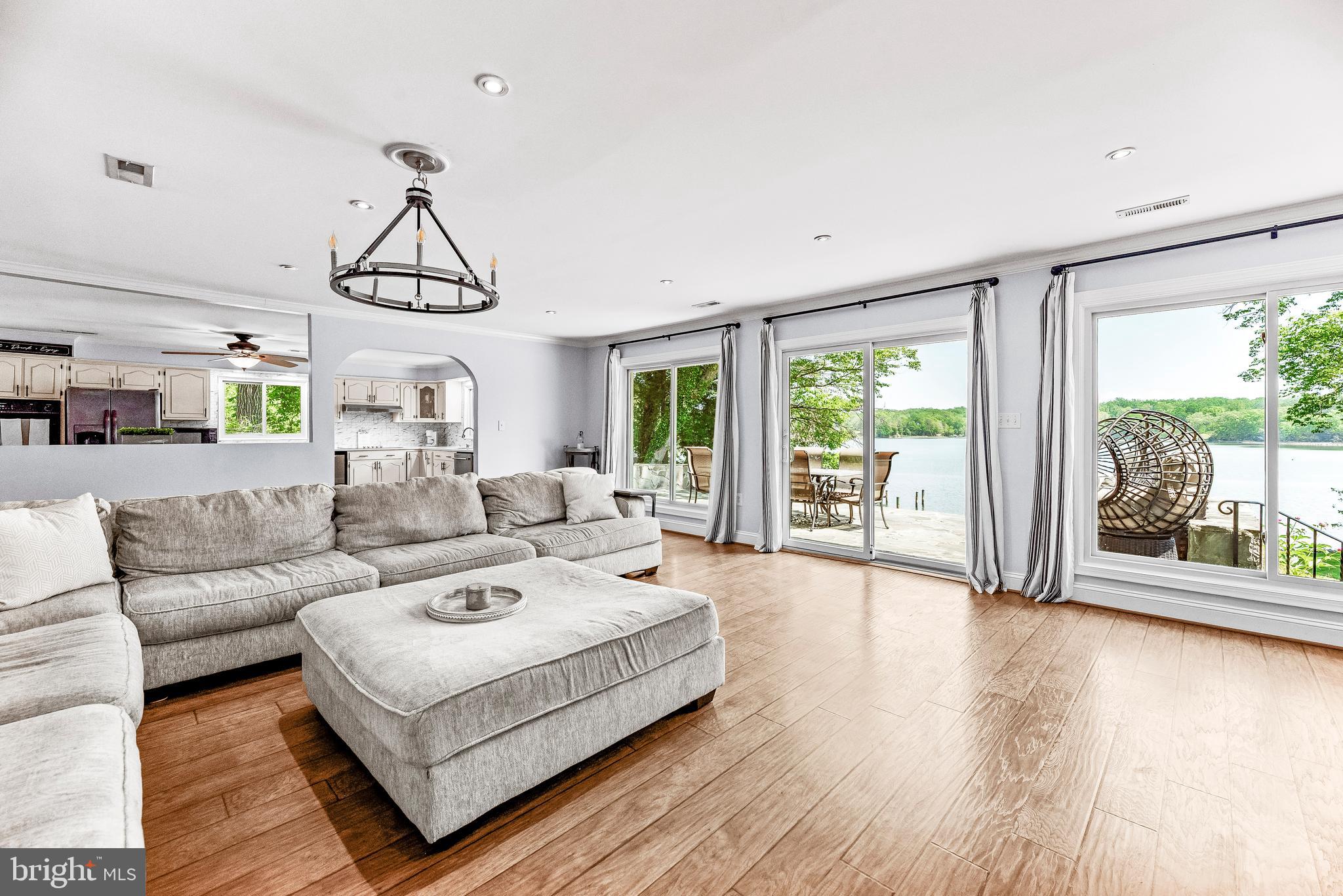 CAPE LEONARD - Residential