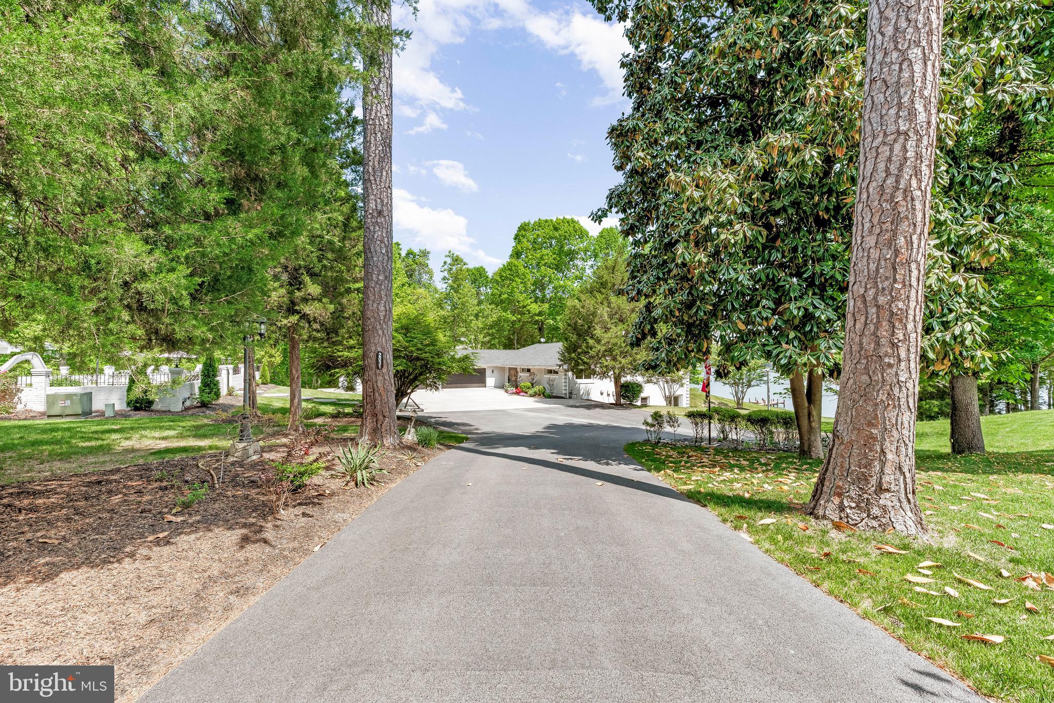 CAPE LEONARD - Residential