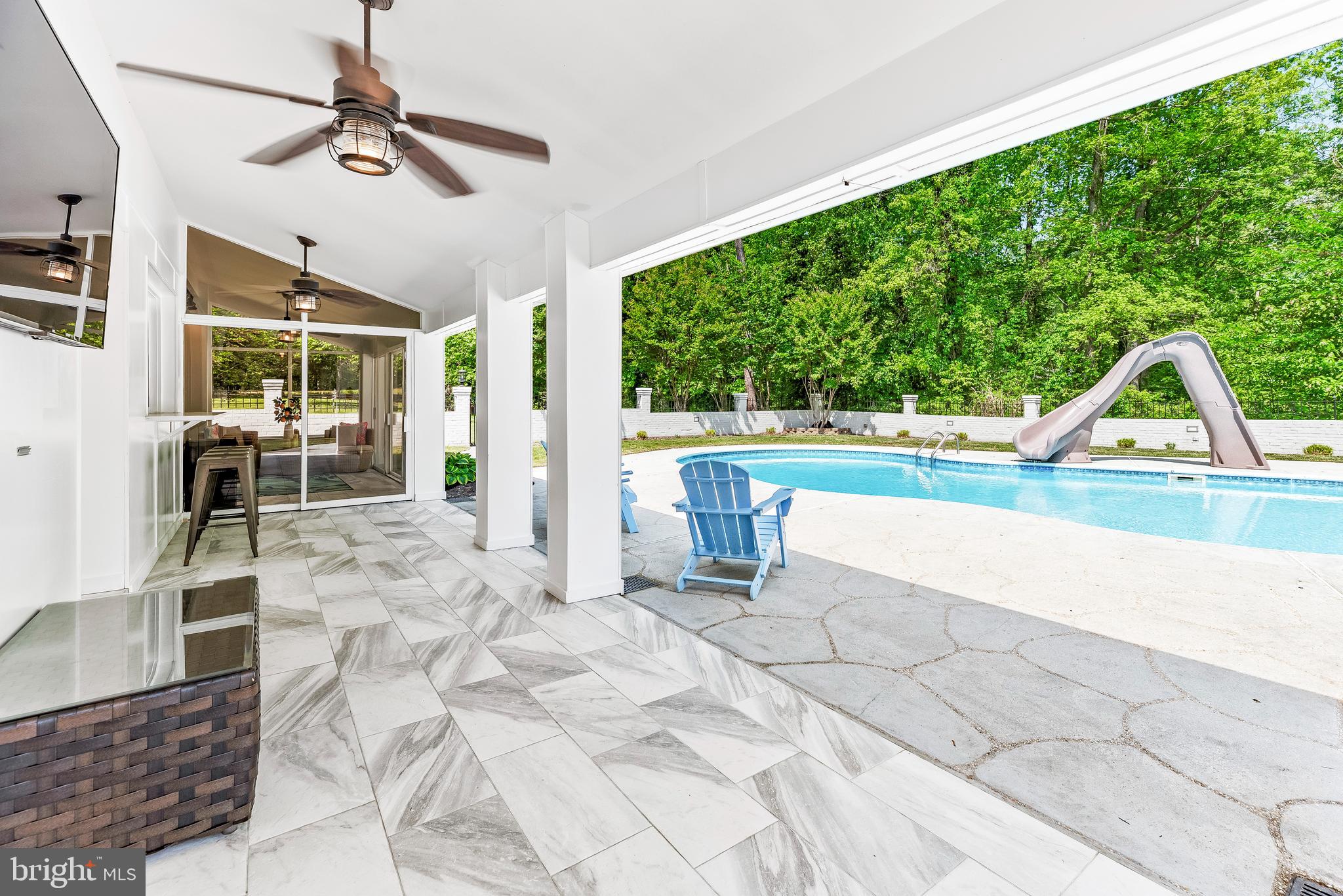 CAPE LEONARD - Residential