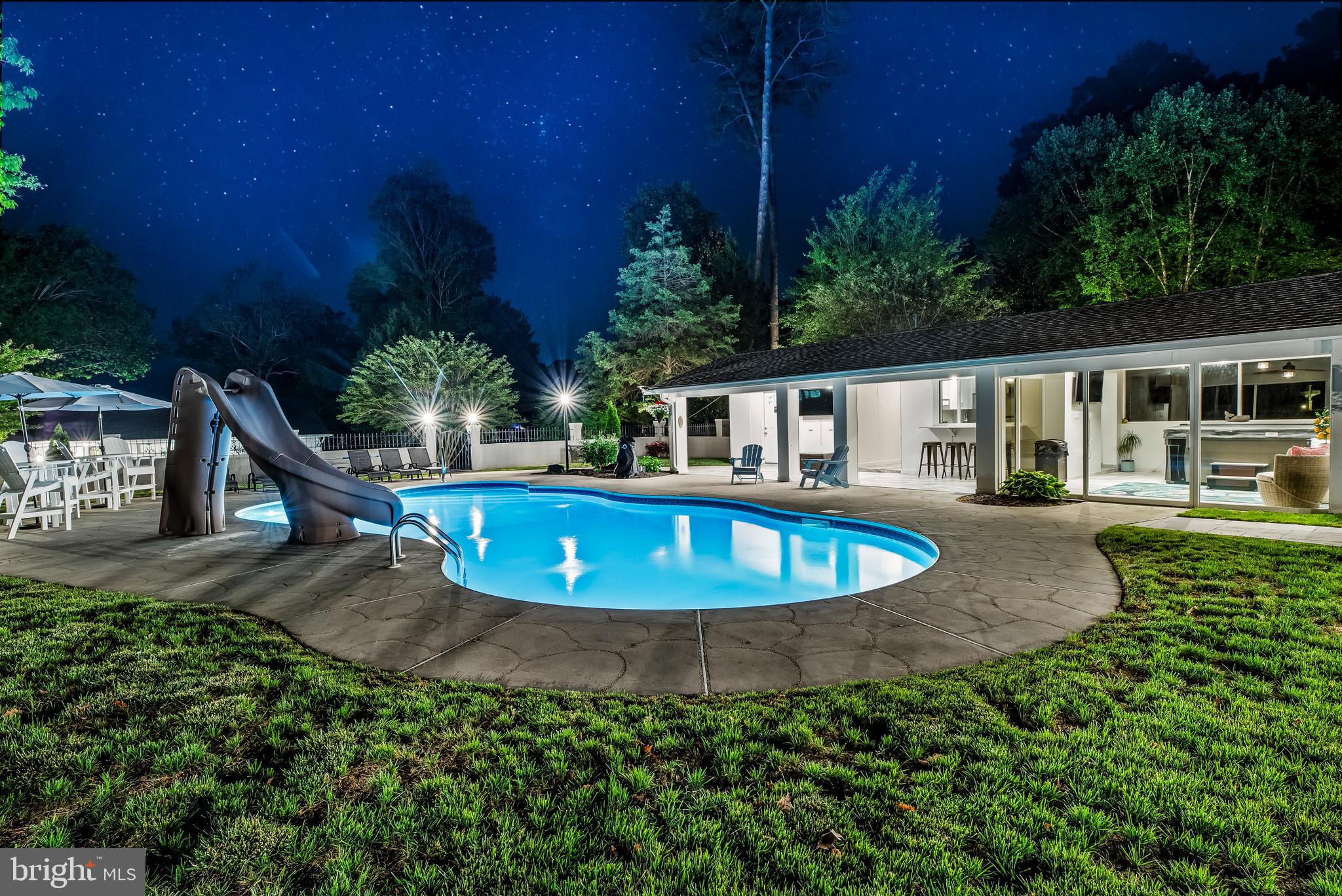 CAPE LEONARD - Residential