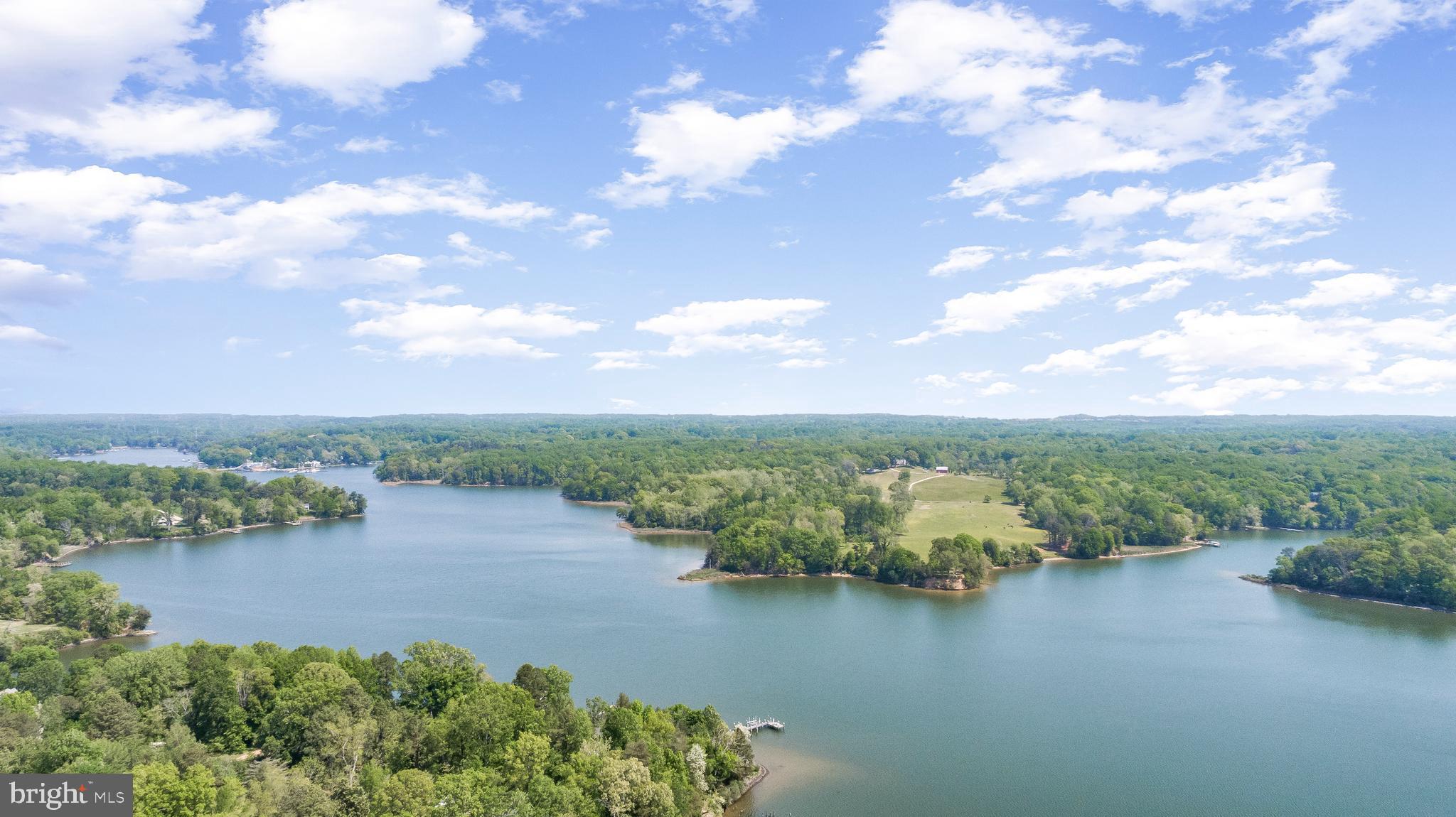 CAPE LEONARD - Residential