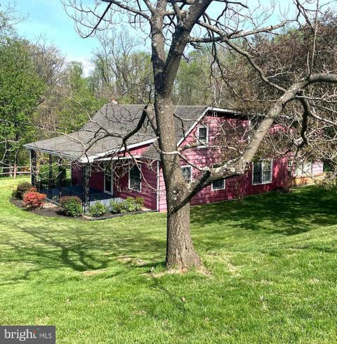 Homes For Sale - 115 Chester Gap Road<br/> Rappahannock County, CHESTER GAP, VA 22623