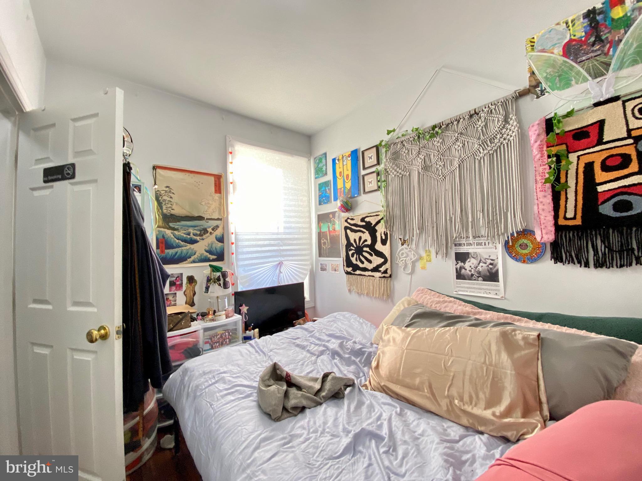 TEMPLE UNIVERSITY - Residential Lease