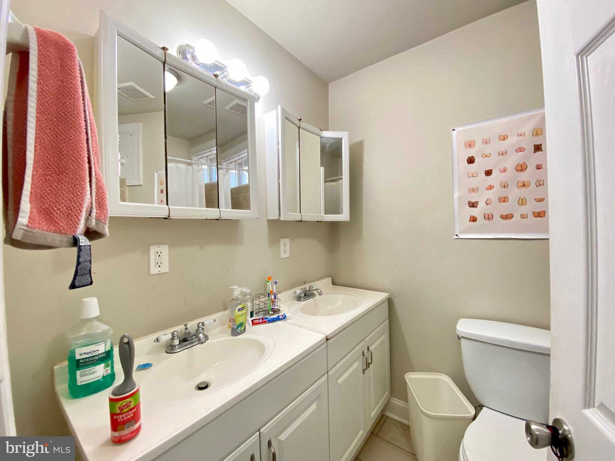 TEMPLE UNIVERSITY - Residential Lease