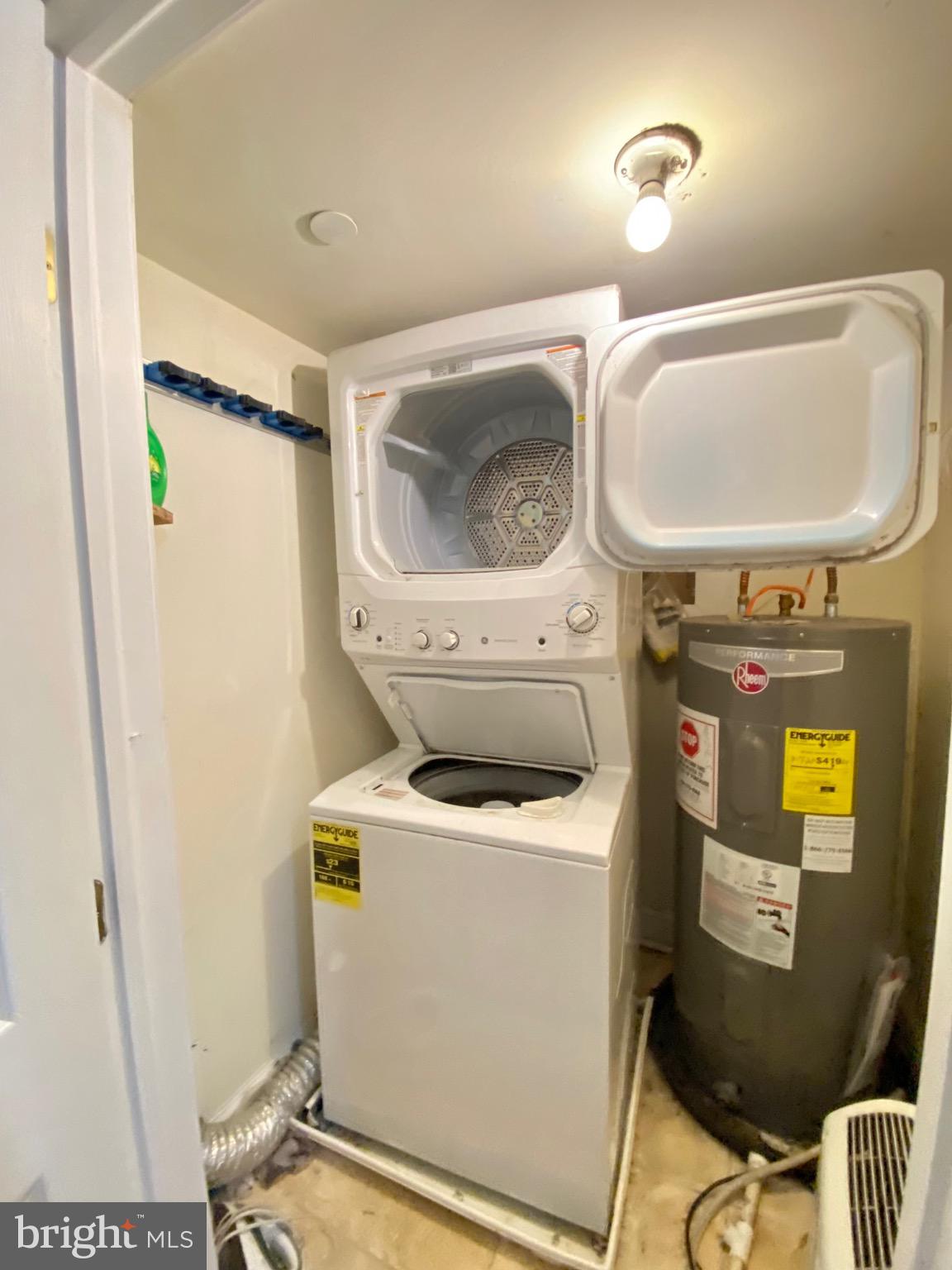 TEMPLE UNIVERSITY - Residential Lease