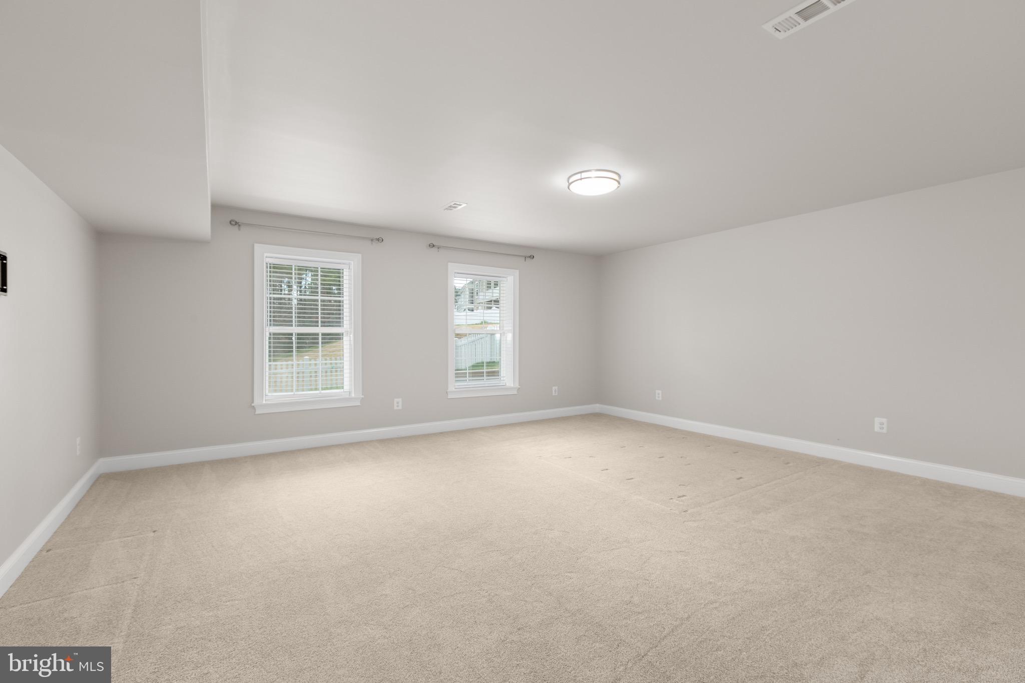 VIRGINIA HERITAGE AT LEE'S PARK - Residential