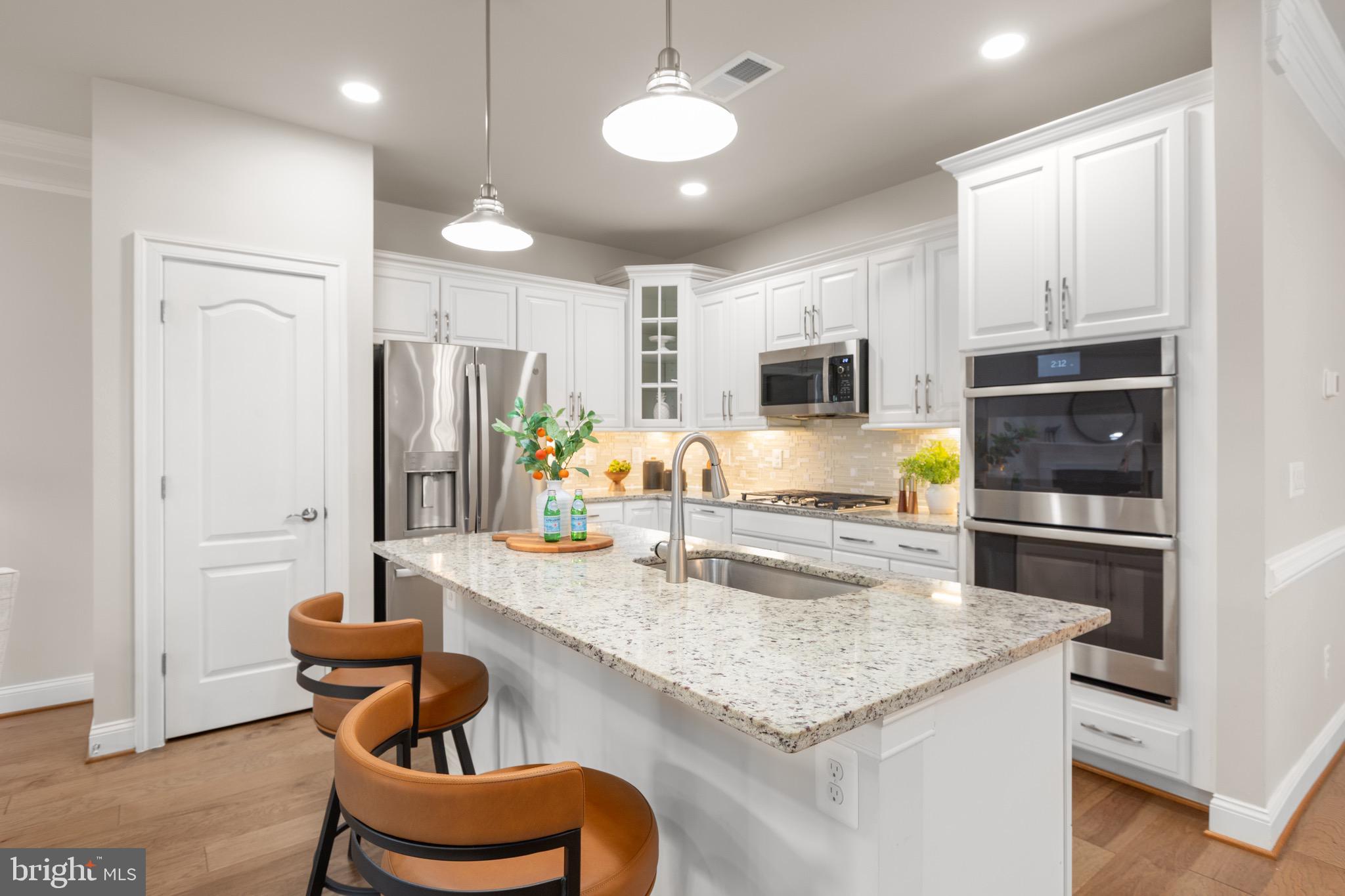 VIRGINIA HERITAGE AT LEE'S PARK - Residential