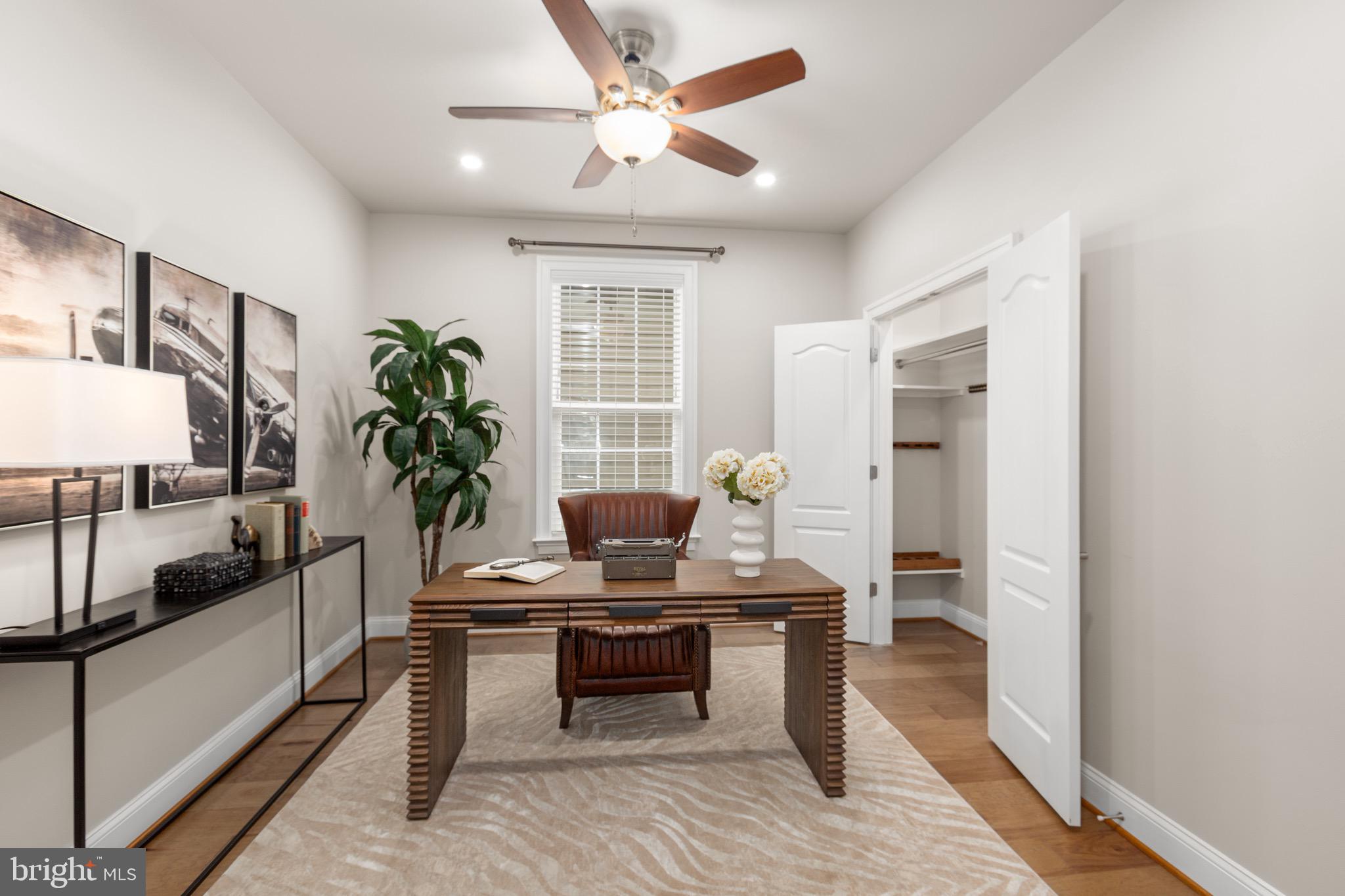 VIRGINIA HERITAGE AT LEE'S PARK - Residential