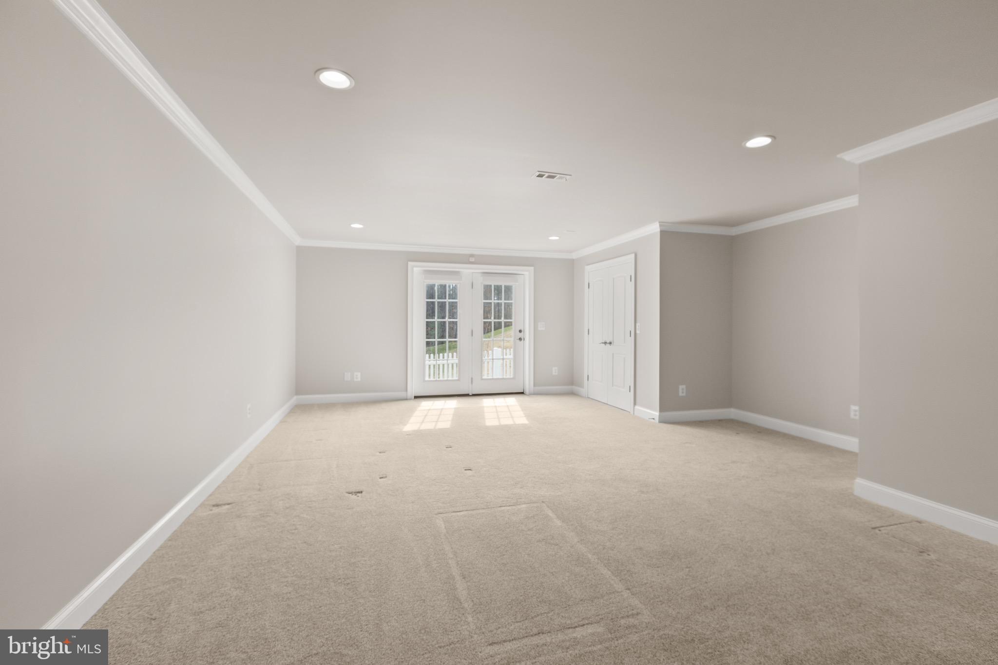 VIRGINIA HERITAGE AT LEE'S PARK - Residential