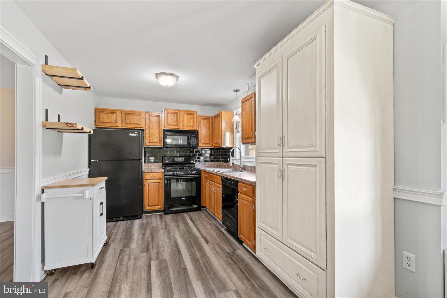 NEW HOLLAND BOROUGH - Residential