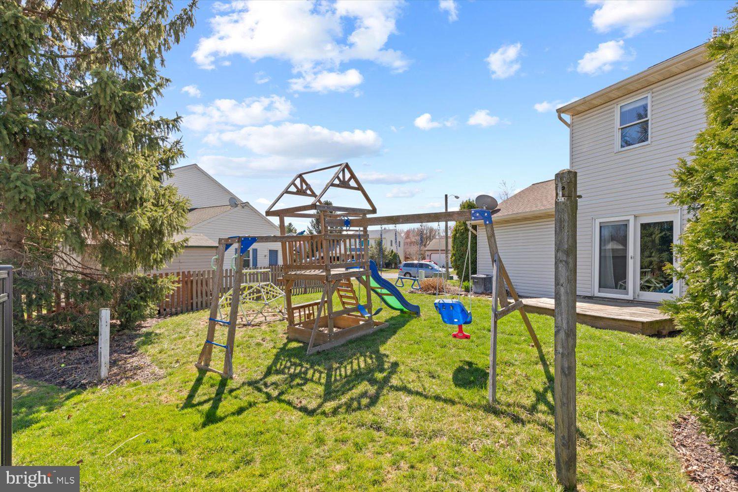 NEW HOLLAND BOROUGH - Residential