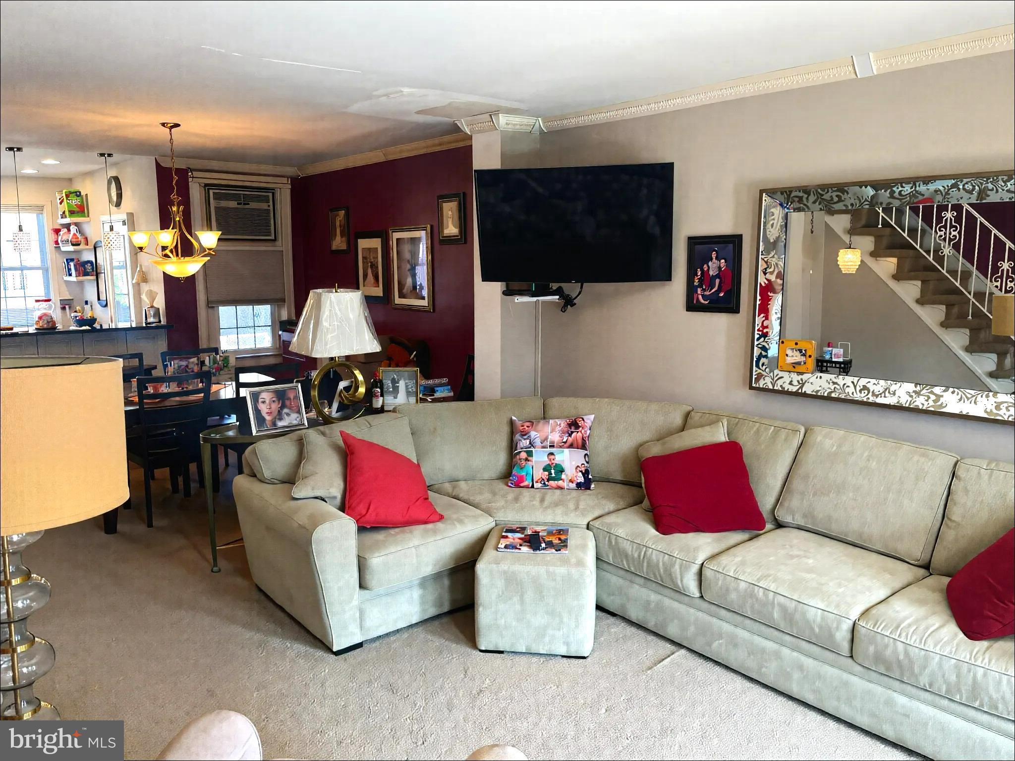 MAYFAIR (WEST) - Residential