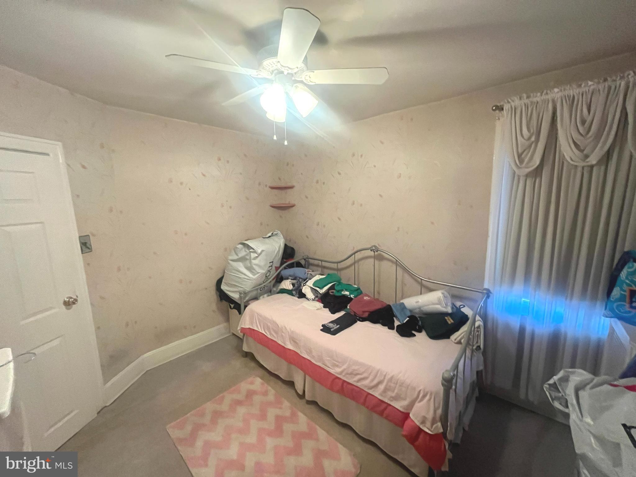 MAYFAIR (WEST) - Residential