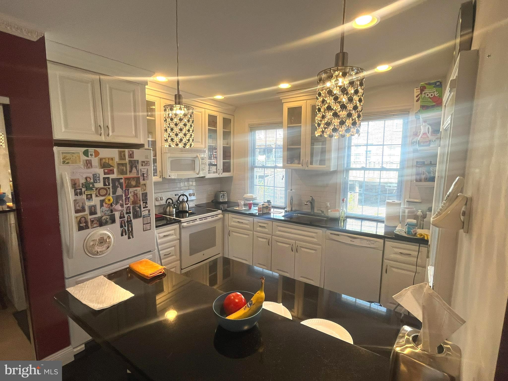 MAYFAIR (WEST) - Residential