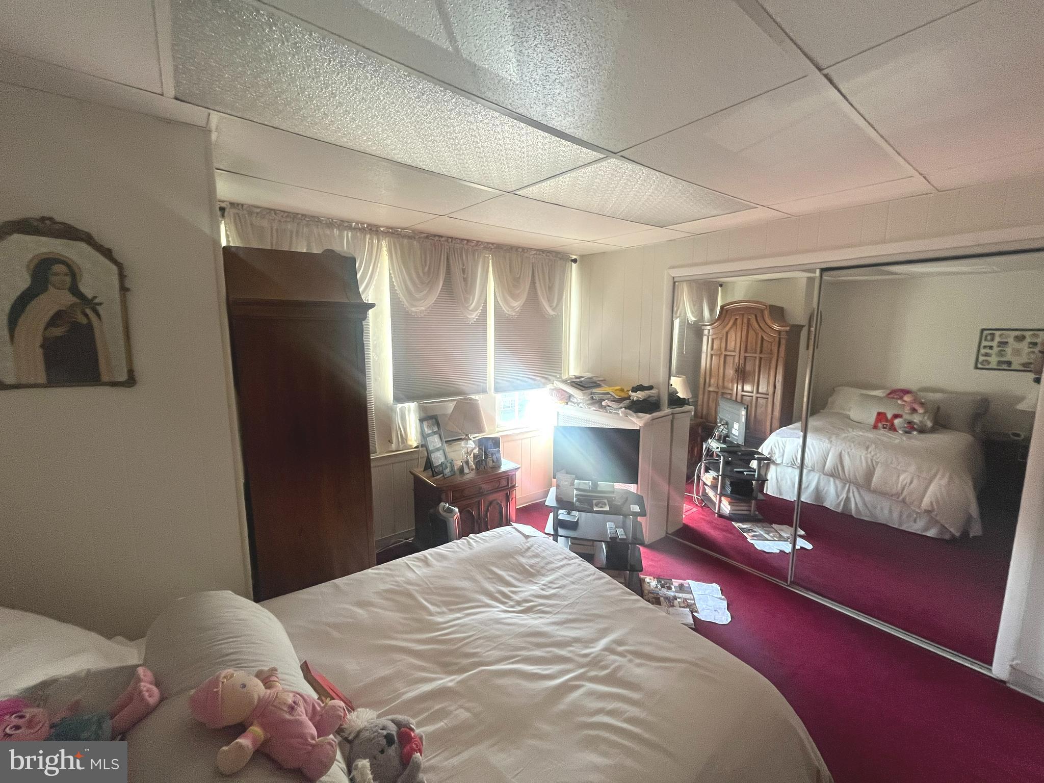 MAYFAIR (WEST) - Residential